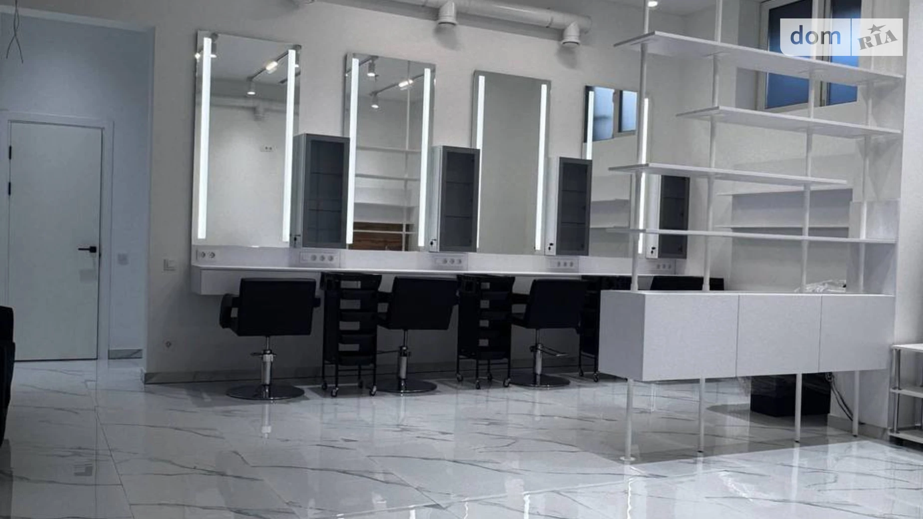 Продается помещения свободного назначения 101 кв. м в 22-этажном здании, цена: 120000 $ - фото 4