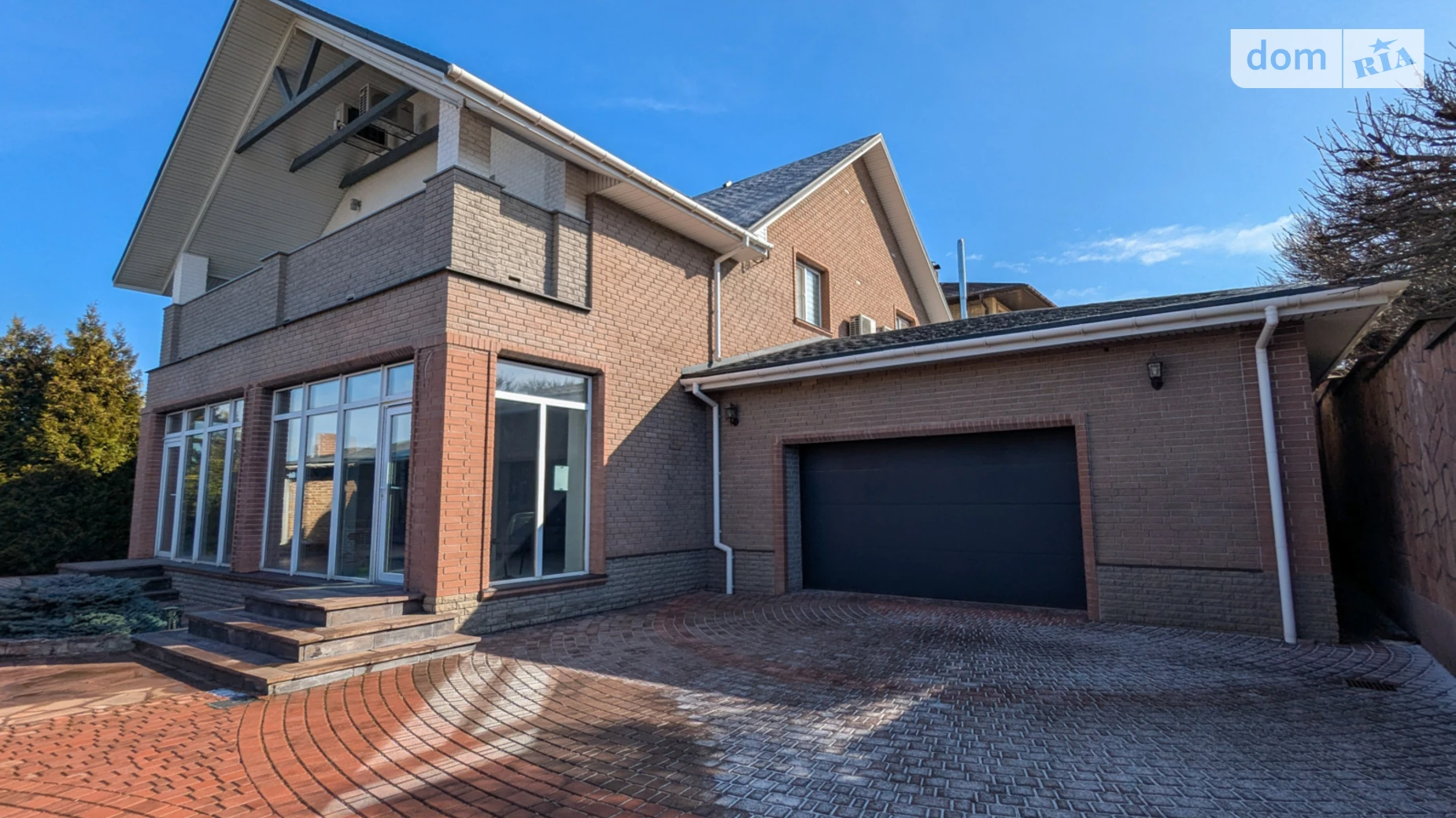 Продается дом на 3 этажа 475 кв. м с баней/сауной, цена: 400000 $ - фото 2