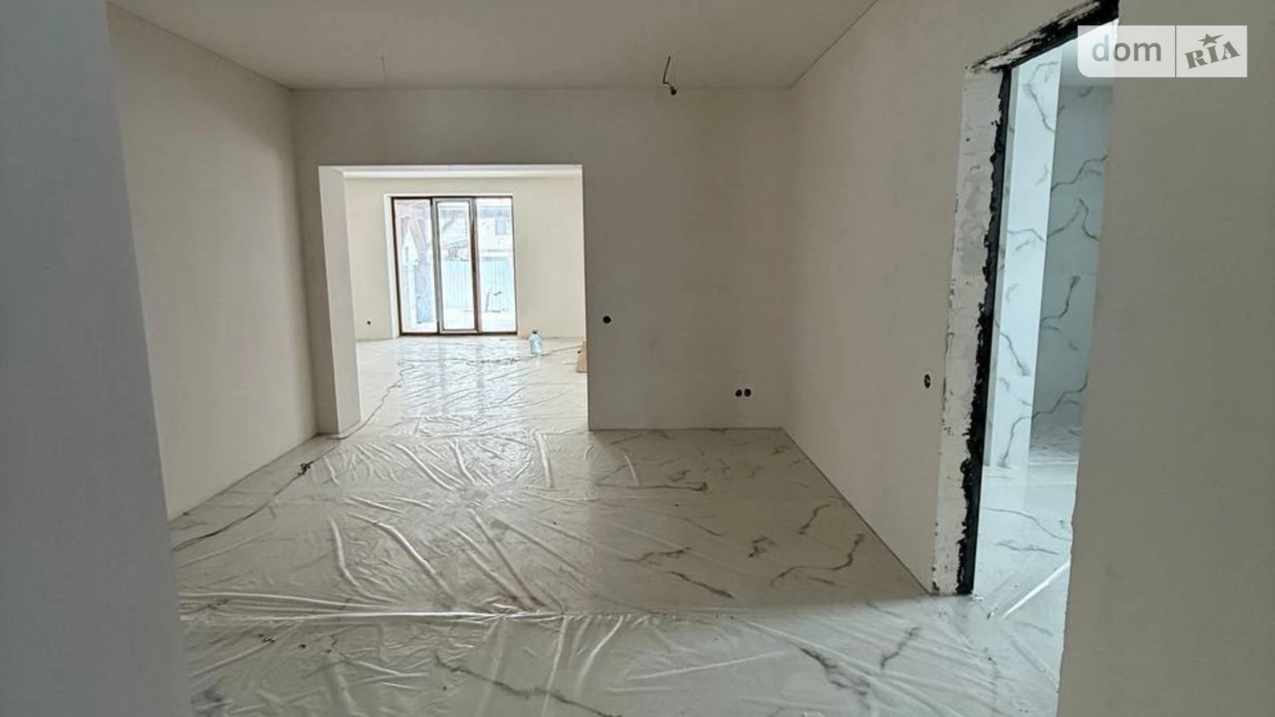 Продается дом на 2 этажа 229 кв. м с верандой, цена: 240000 $ - фото 2