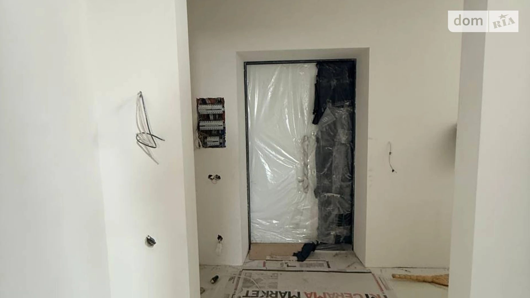 Продается дом на 2 этажа 229 кв. м с верандой, цена: 240000 $ - фото 4