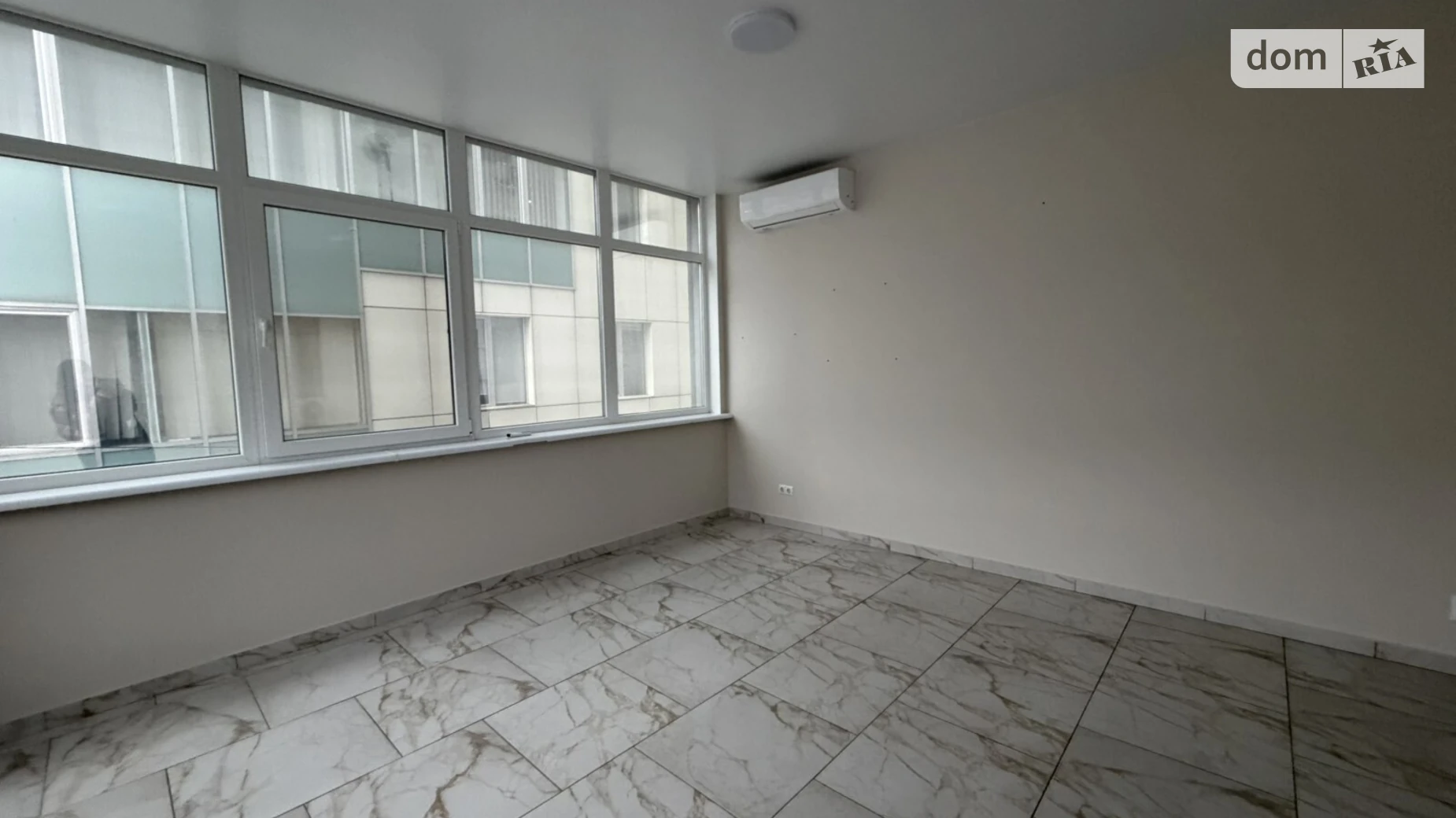 Сдается в аренду офис 33 кв. м в бизнес-центре, цена: 9500 грн - фото 5