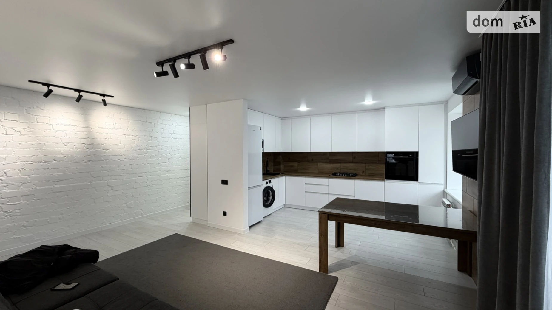 Продается 3-комнатная квартира 68.54 кв. м в Житомире, ул. Леха Качиньского, 20 - фото 3