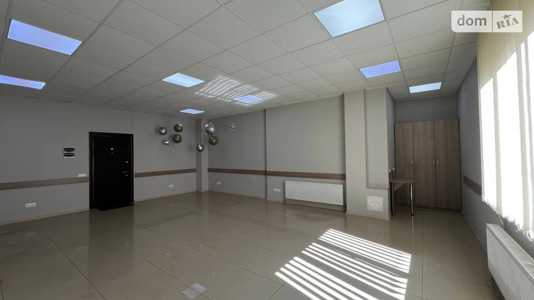 Сдается в аренду офис 49 кв. м в бизнес-центре, цена: 15000 грн - фото 4