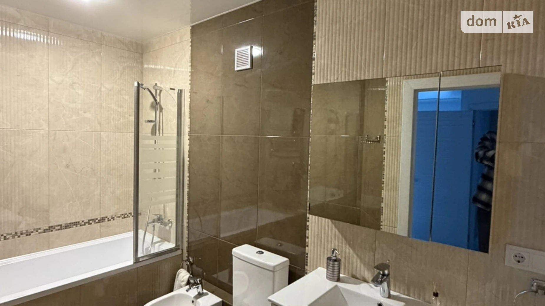 Продается 3-комнатная квартира 86.4 кв. м в, цена: 108000 $ - фото 2