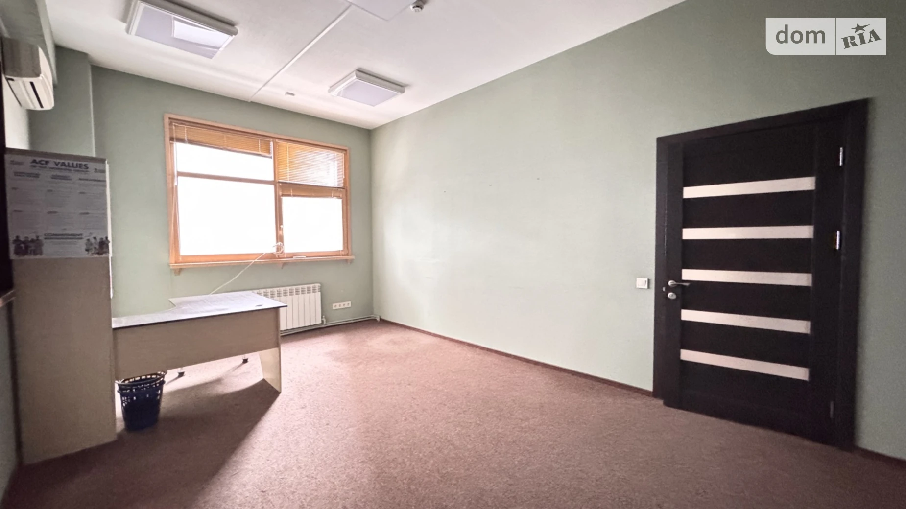 Сдается в аренду офис 71 кв. м в бизнес-центре, цена: 710 $ - фото 5