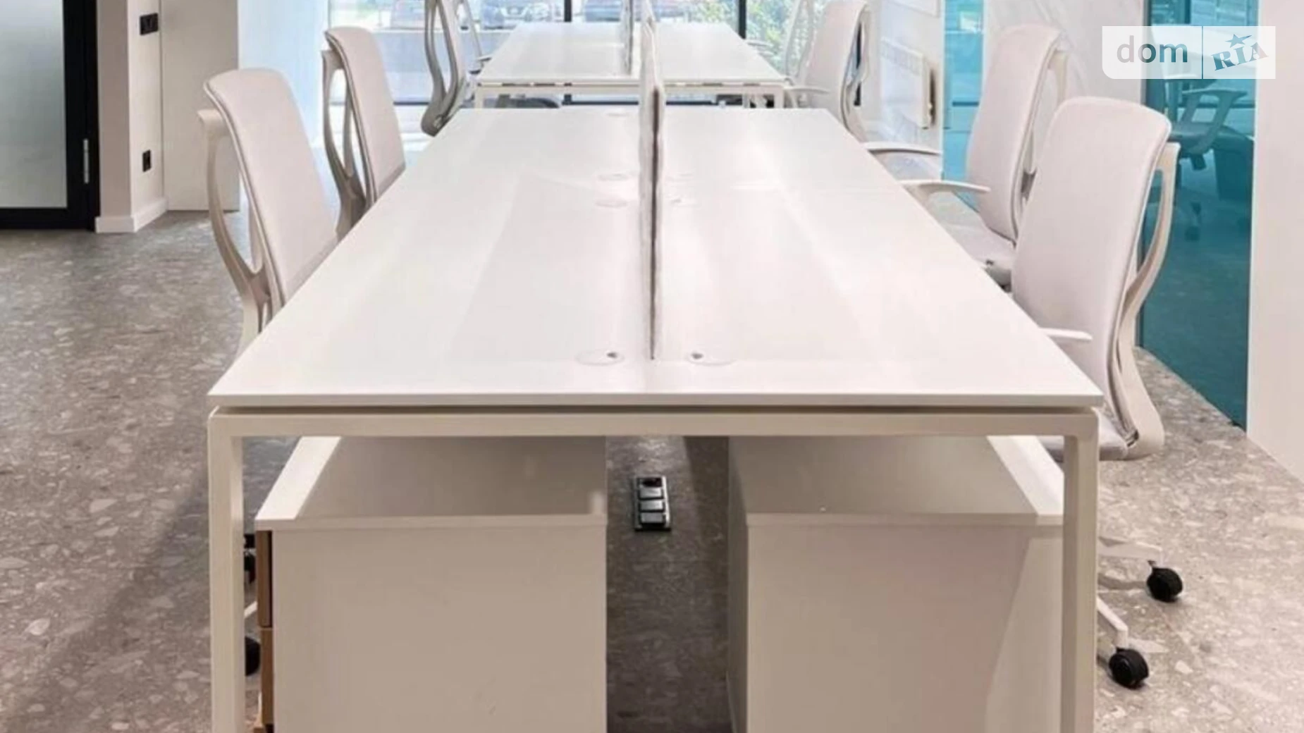 Сдается в аренду офис 117 кв. м в бизнес-центре, цена: 3000 $ - фото 5