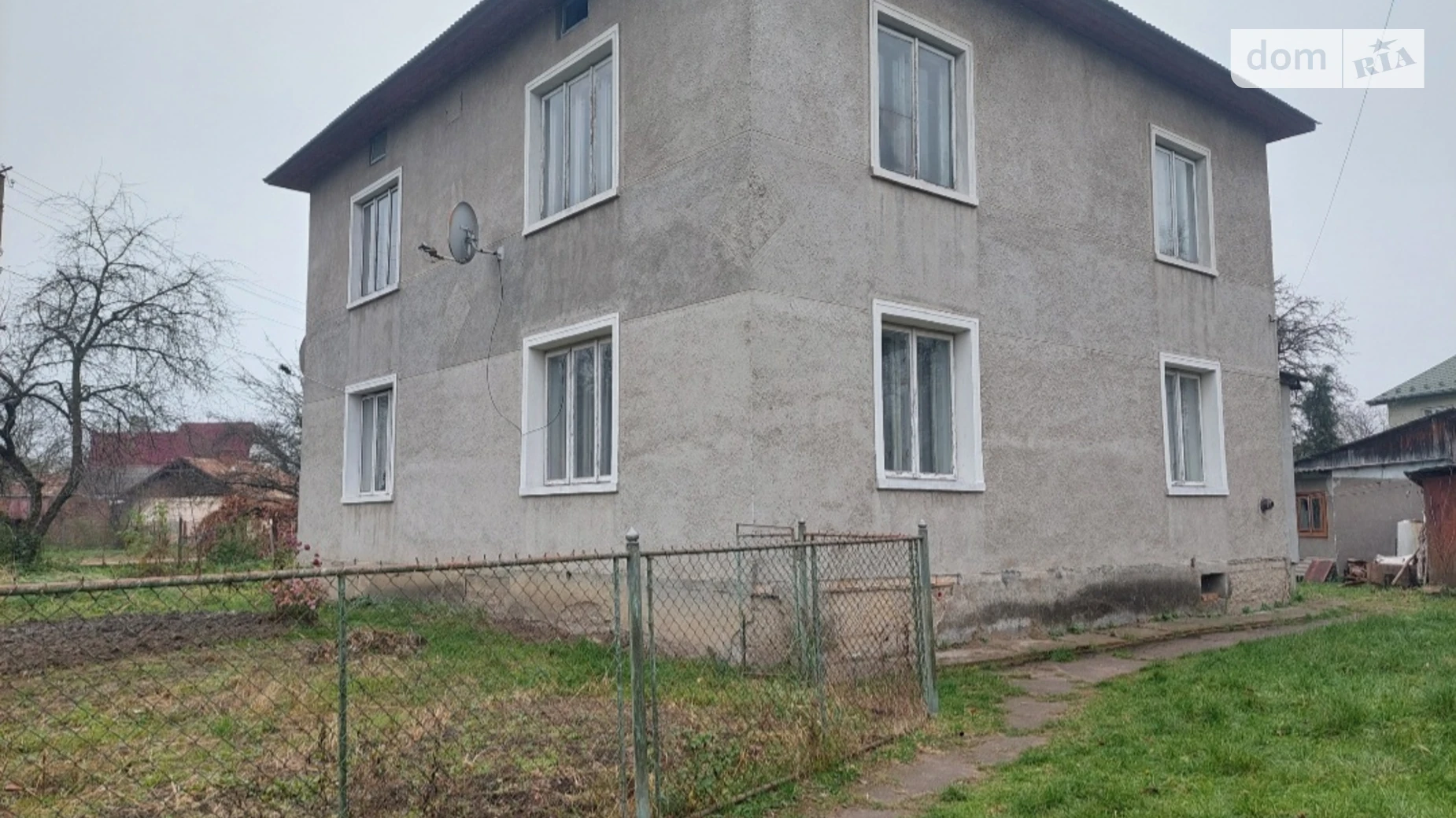 Продается дом на 2 этажа 222.8 кв. м с гаражом, цена: 33500 $ - фото 2