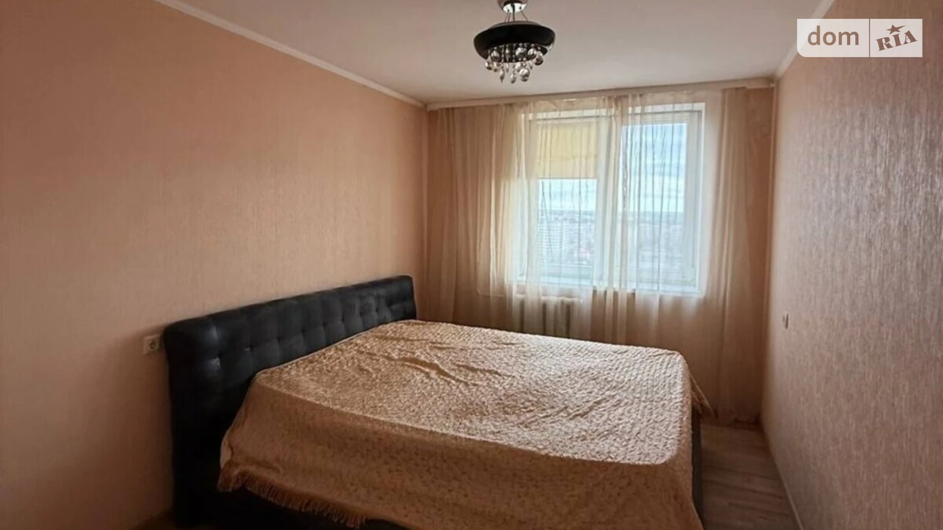 Продается 2-комнатная квартира 55 кв. м в Хмельницком, ул. Соборная, 16 - фото 2