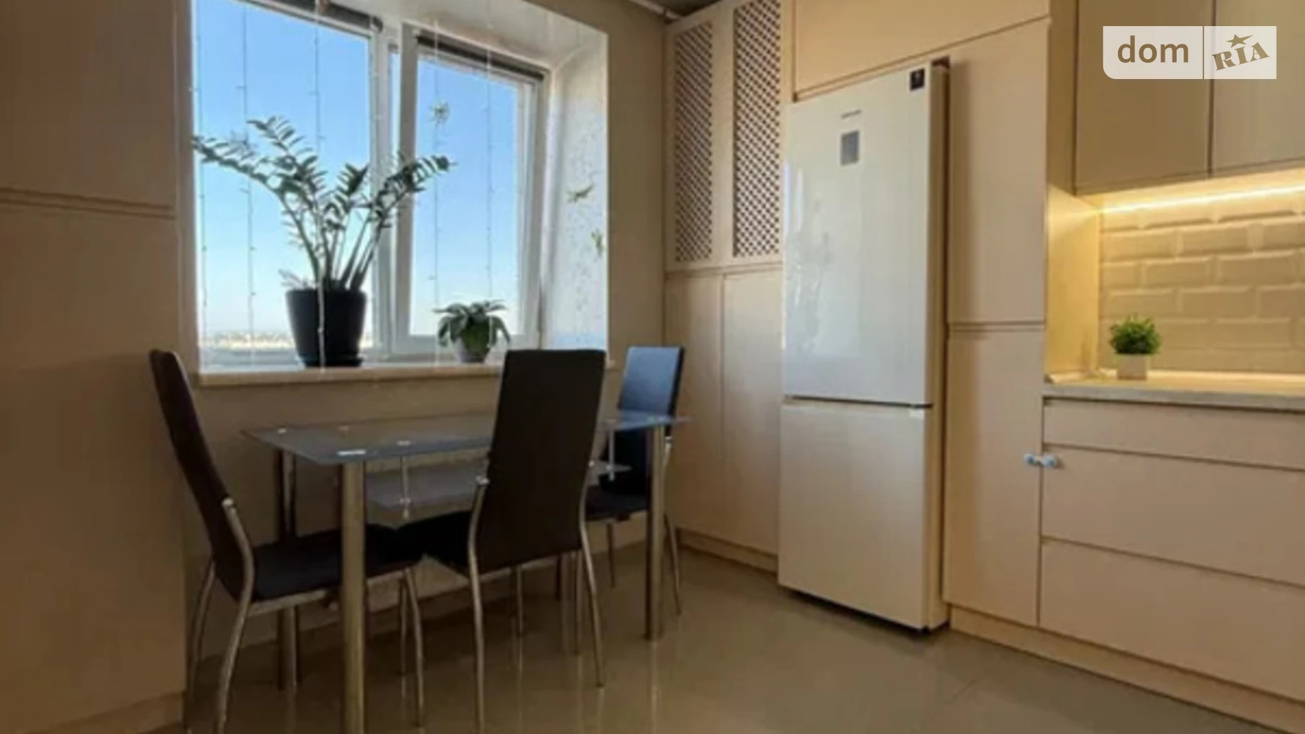 Продается 1-комнатная квартира 47.2 кв. м в, цена: 47000 $ - фото 2