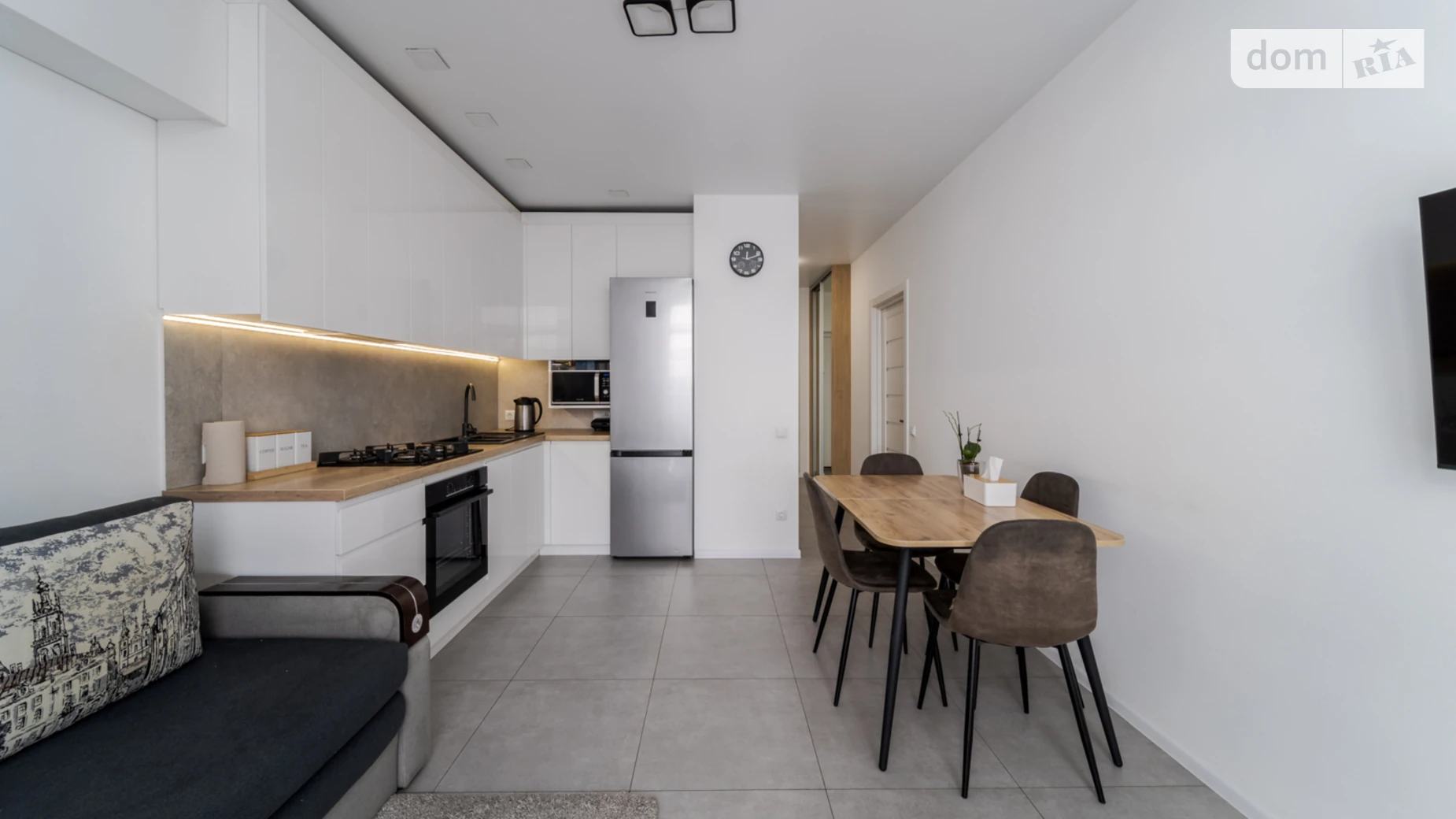 Продается 1-комнатная квартира 40.5 кв. м в Львове, ул. Стрыйская, 111Є - фото 2