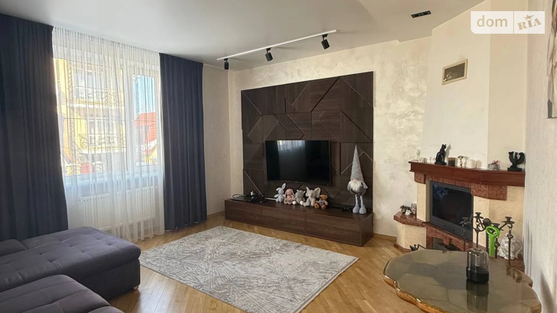 Сдается в аренду дом на 2 этажа 258.4 кв. м с балконом, цена: 1000 $ - фото 2