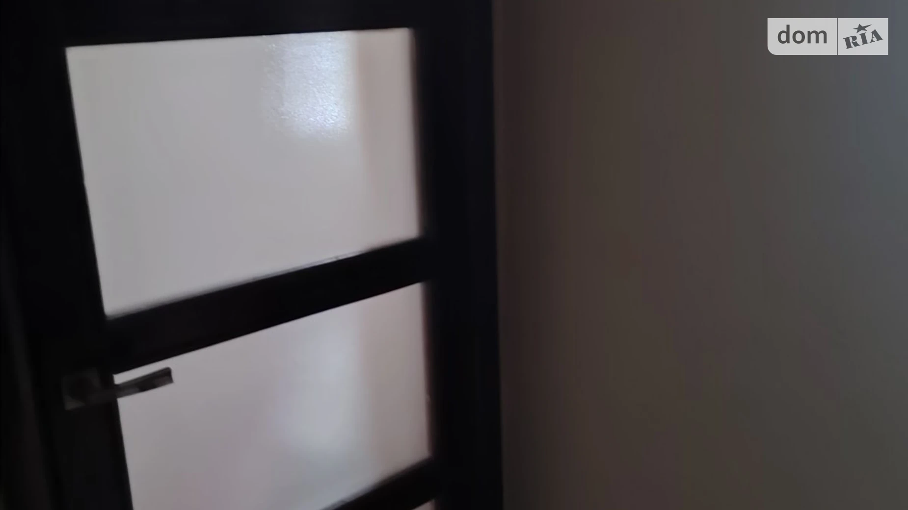 Продается 2-комнатная квартира 46 кв. м в, цена: 15000 $ - фото 3