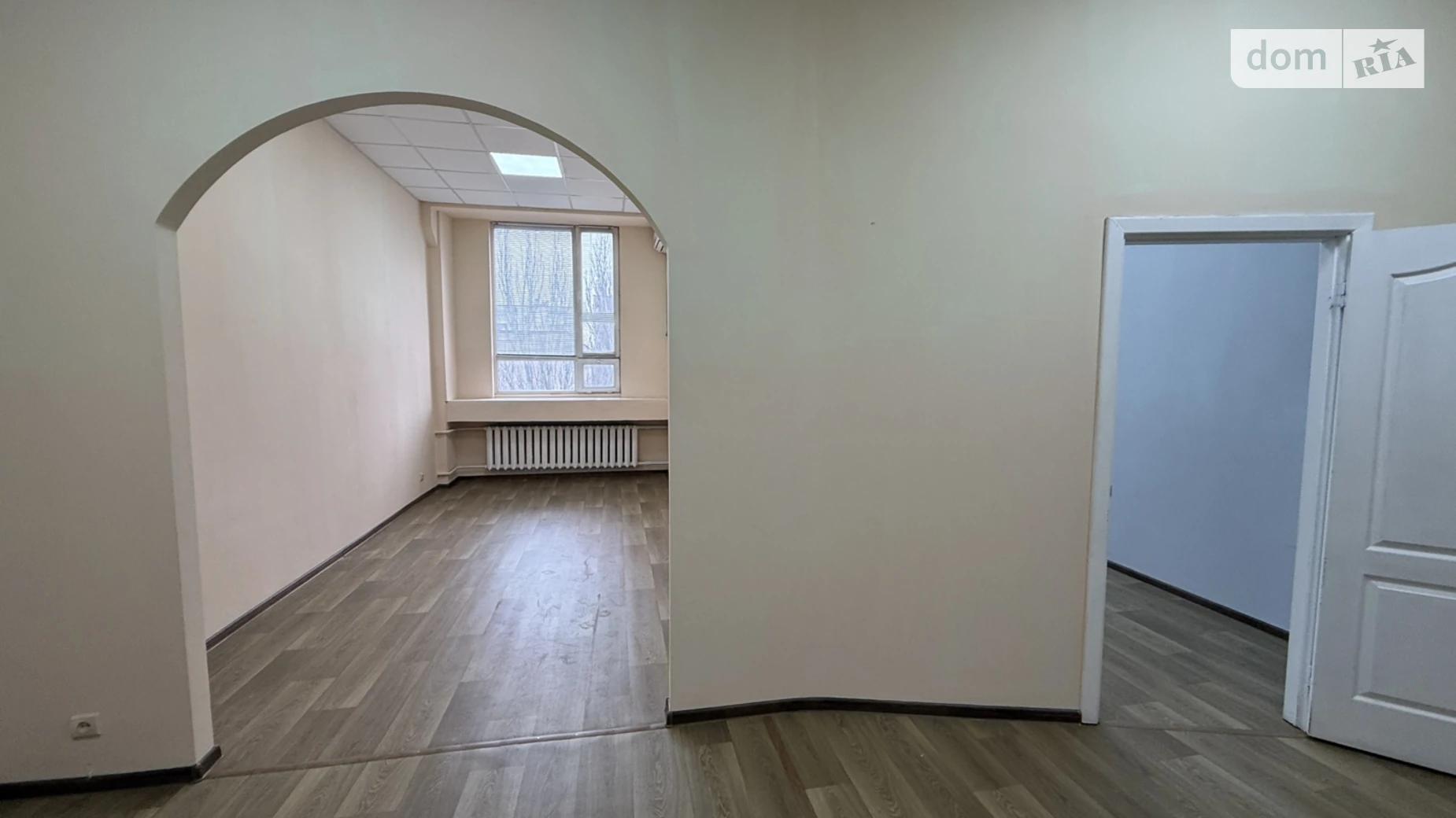 Сдается в аренду офис 57 кв. м в бизнес-центре, цена: 11400 грн - фото 2