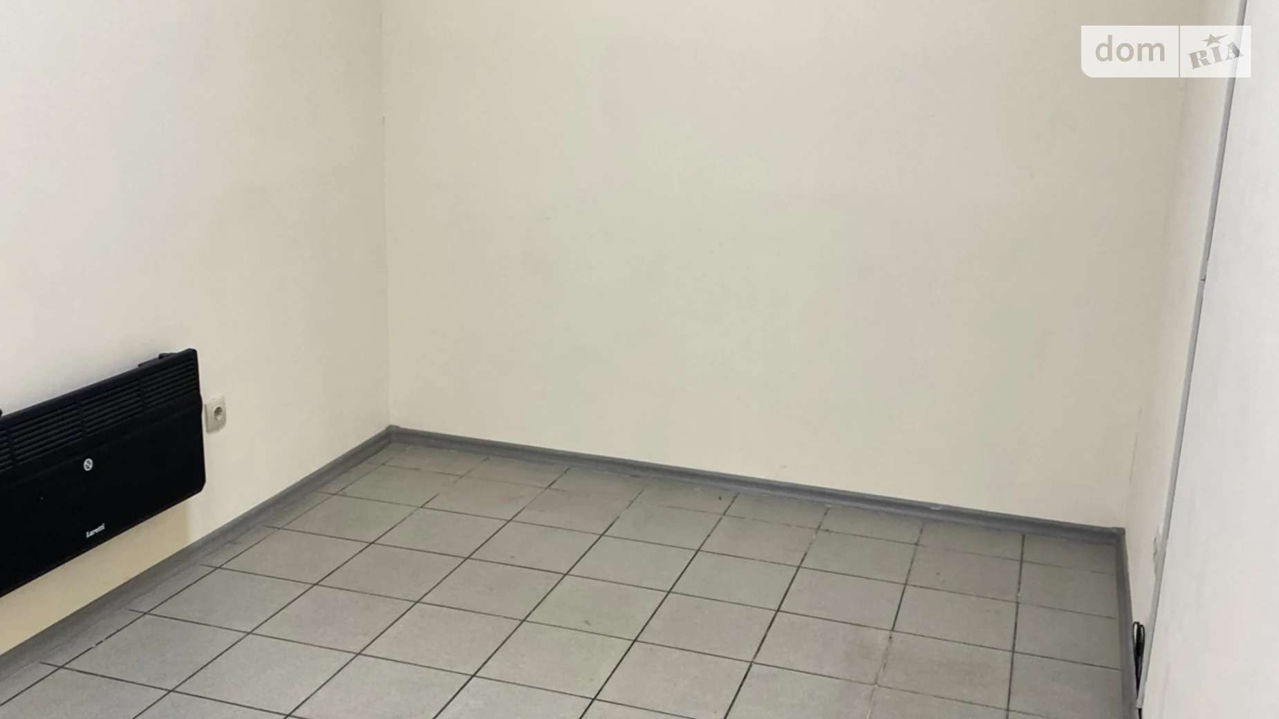 Сдается в аренду офис 23 кв. м в бизнес-центре, цена: 4000 грн - фото 2