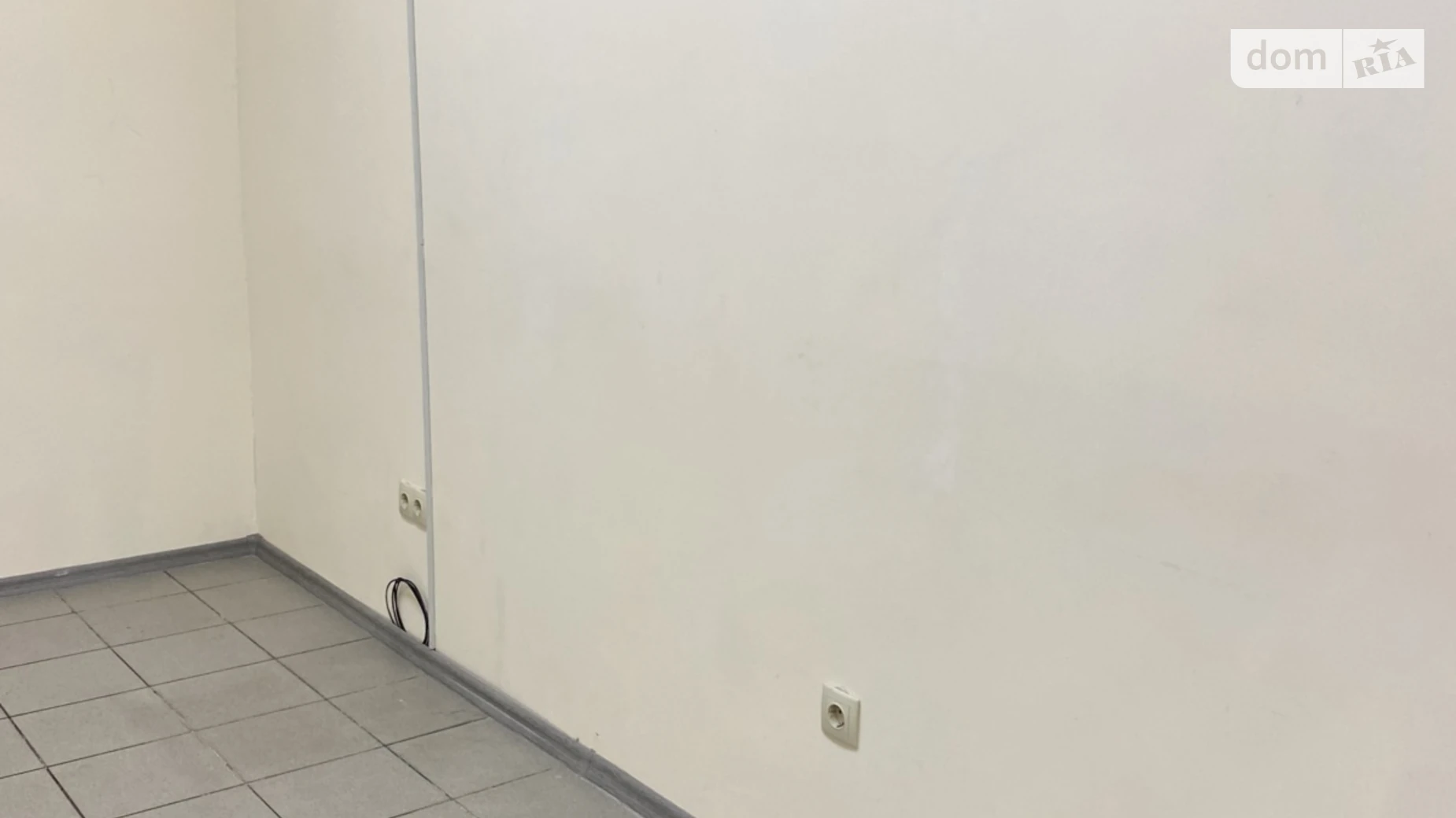 Сдается в аренду офис 23 кв. м в бизнес-центре, цена: 4000 грн - фото 3