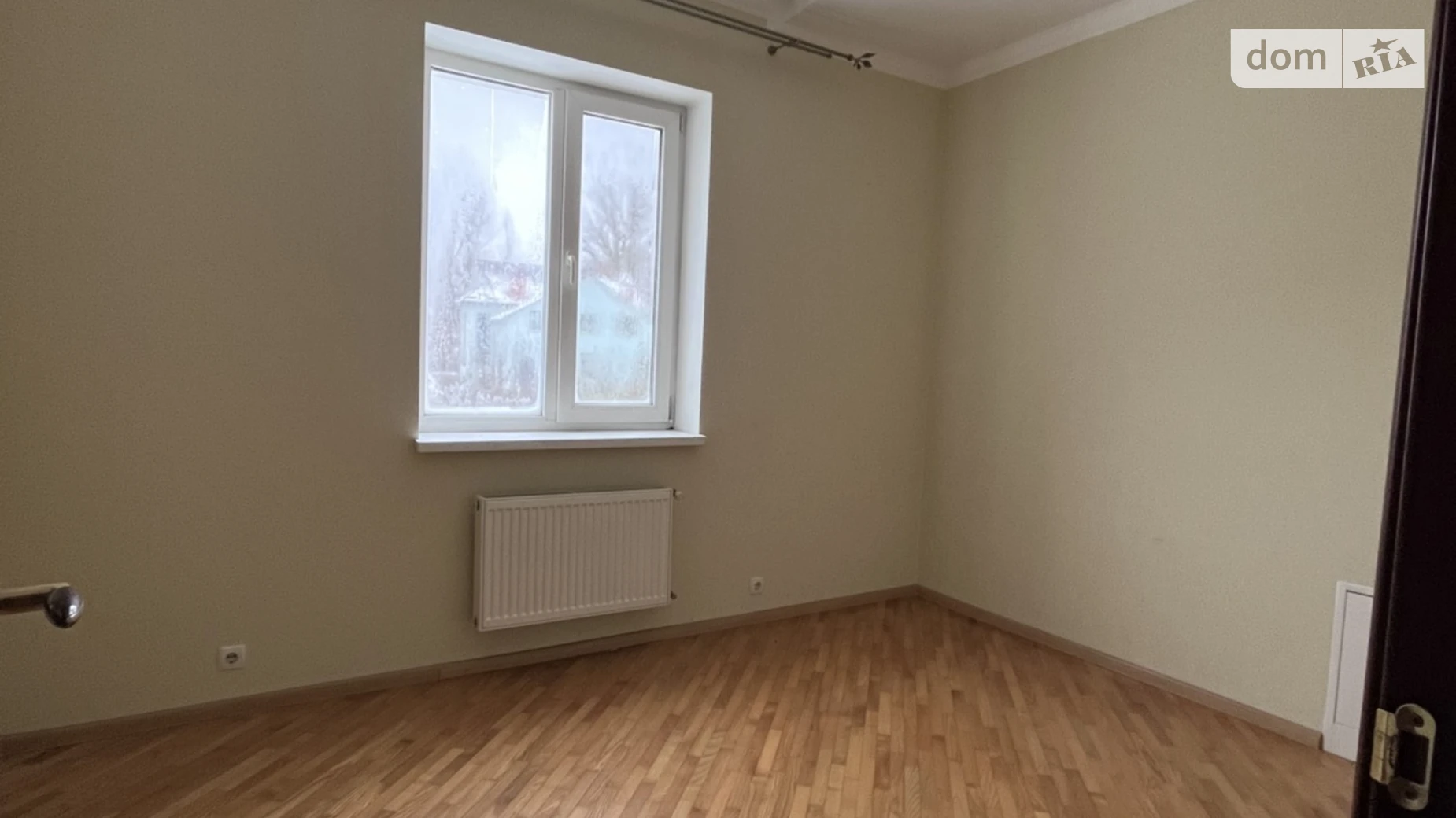 Продается дом на 3 этажа 280 кв. м с баней/сауной, цена: 260000 $ - фото 4