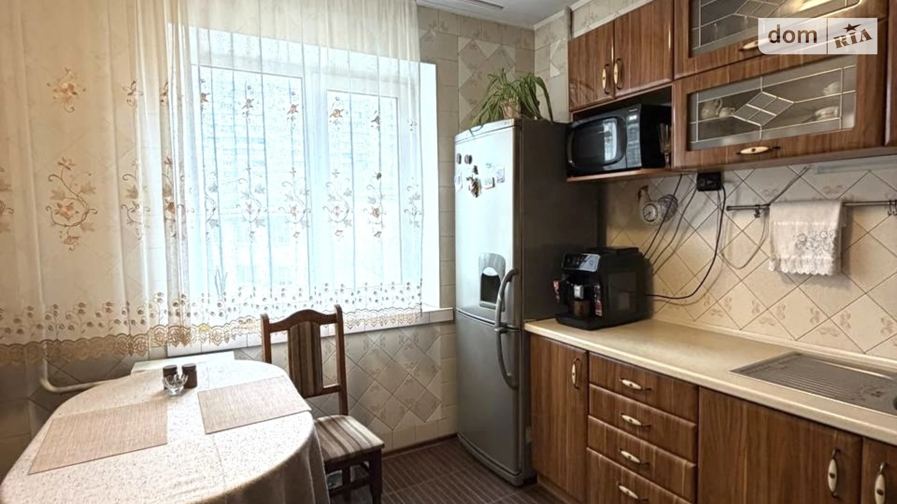 Продается 3-комнатная квартира 67.4 кв. м в Киеве, Харьковское шоссе, 174Б - фото 2