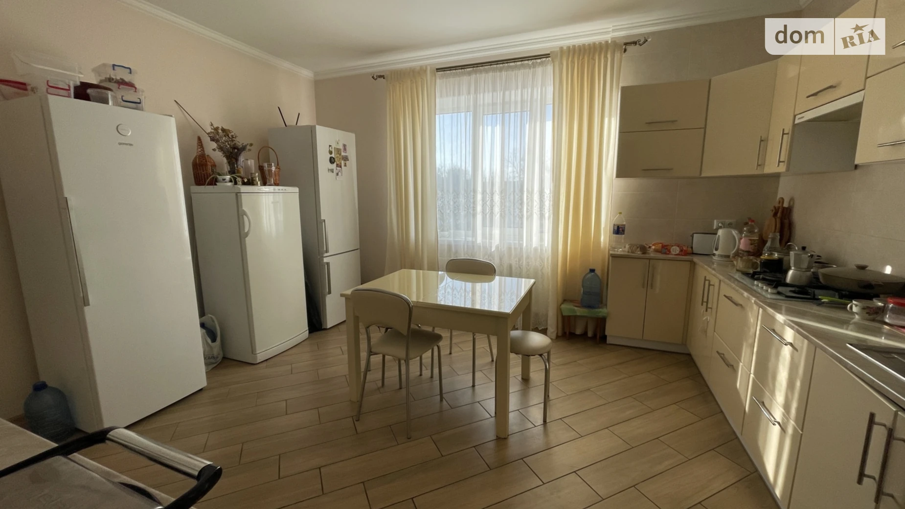 Продается дом на 2 этажа 300 кв. м с мебелью, цена: 240000 $ - фото 2