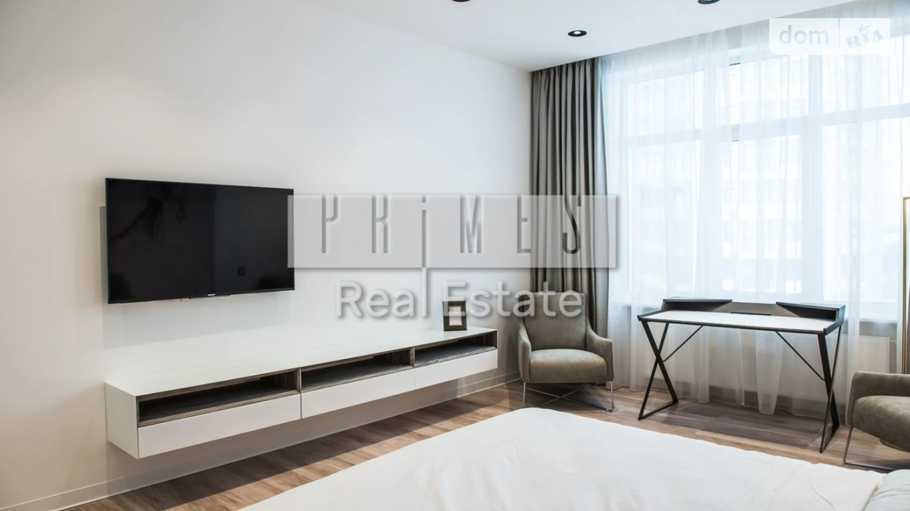 Сдается в аренду 4-комнатная квартира 143.2 кв. м в Киеве, ул. Андрея Верхогляда(Драгомирова), 15 - фото 2