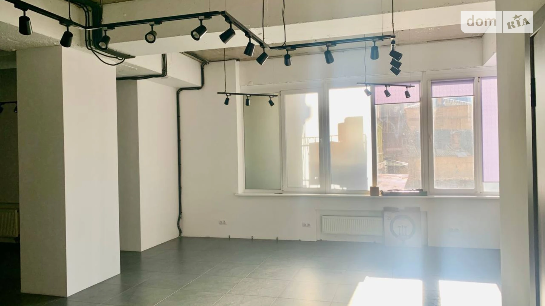 Сдается в аренду офис 80 кв. м в бизнес-центре, цена: 18000 грн - фото 3