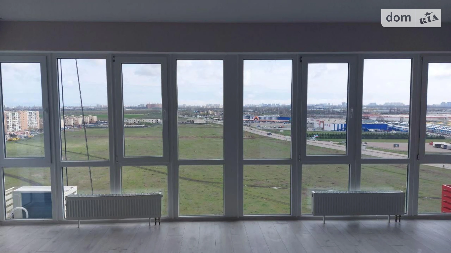 Продается 1-комнатная квартира 42 кв. м в Авангарде, ул. Василия Спрейса, 14 - фото 2