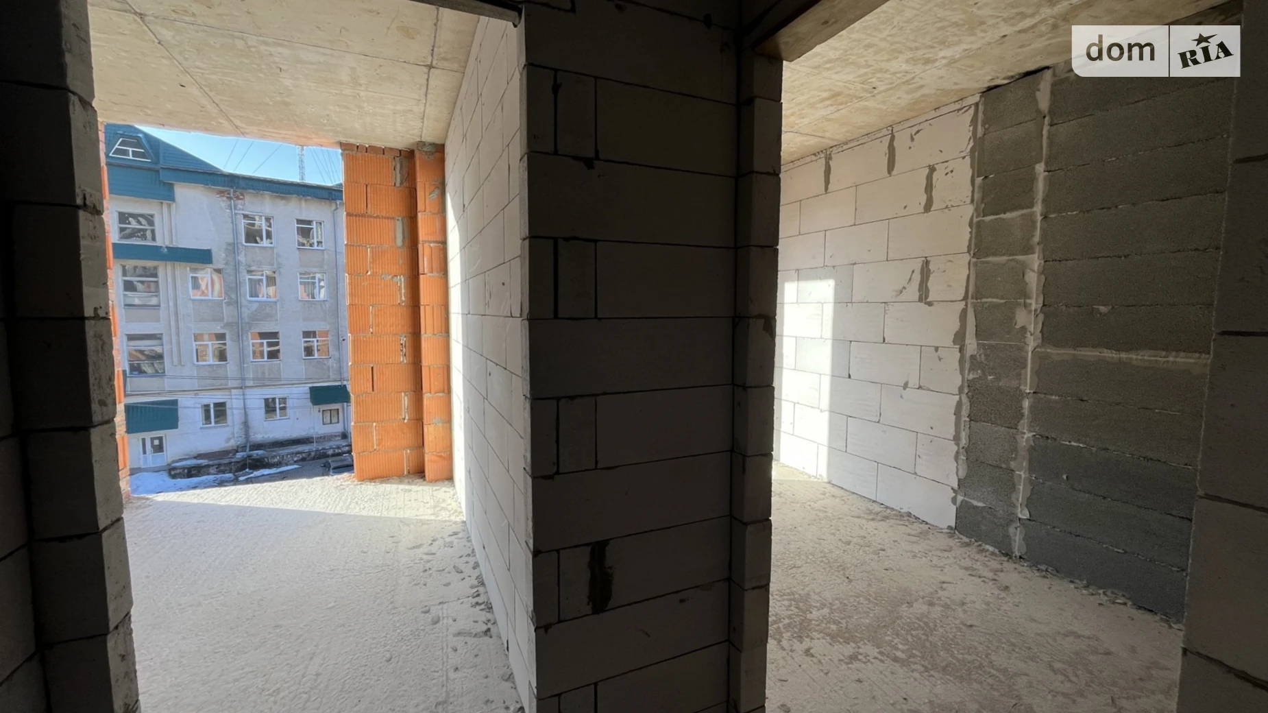 Продается 1-комнатная квартира 34.9 кв. м в Яремче, ул. Свободы, 309А - фото 3
