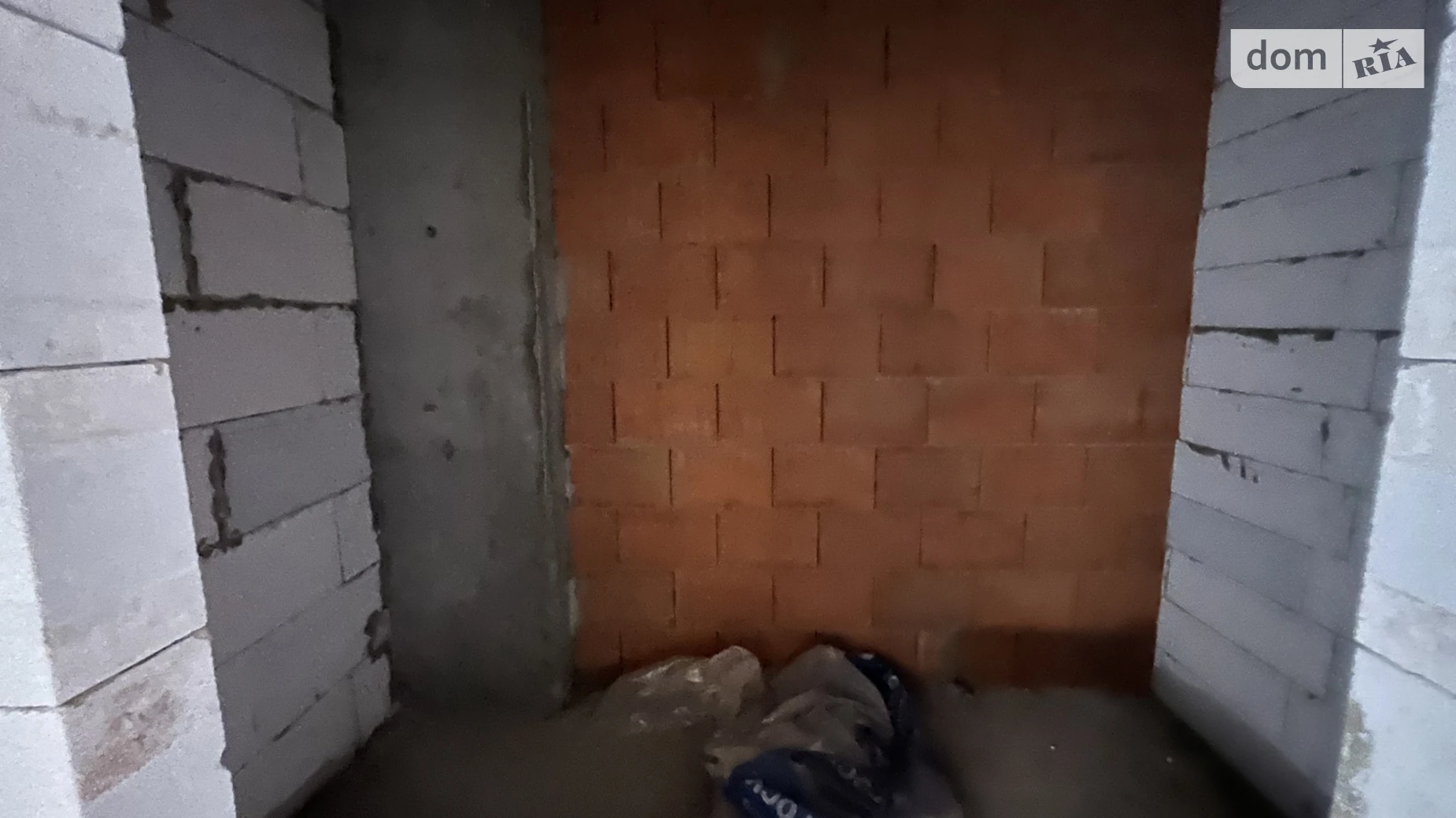 Продается 2-комнатная квартира 54.3 кв. м в Яремче, ул. Свободы, 309А - фото 2