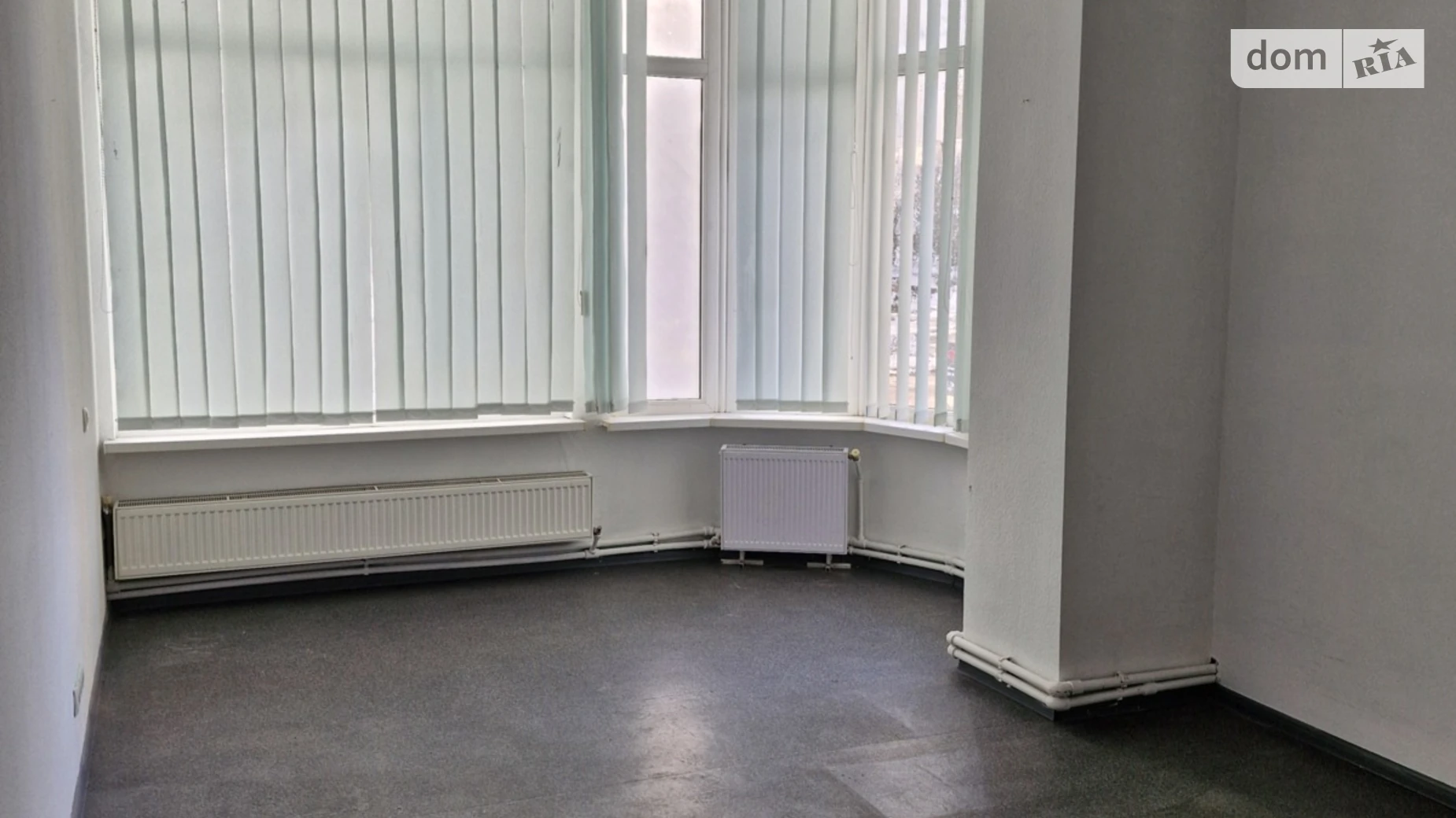 Сдается в аренду офис 23 кв. м в бизнес-центре, цена: 5060 грн - фото 2