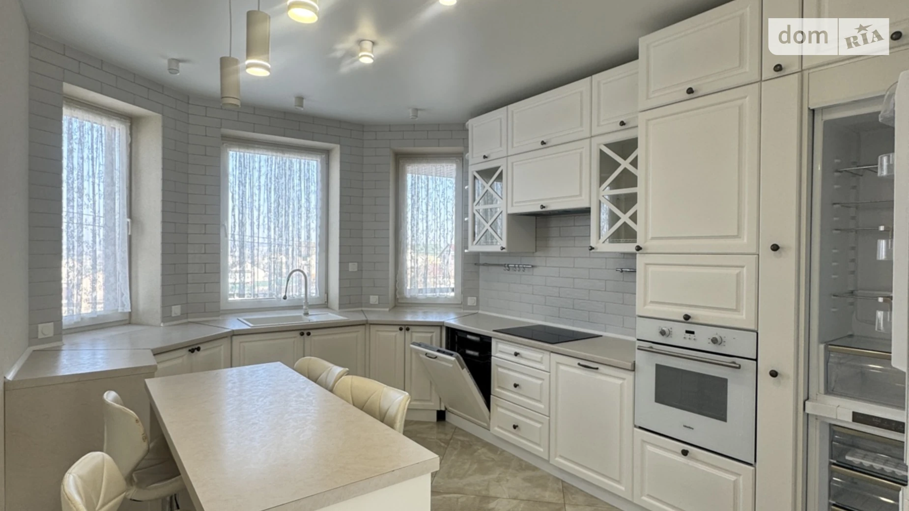 Сдается в аренду дом на 2 этажа 140 кв. м с мансардой, цена: 1500 $ - фото 2