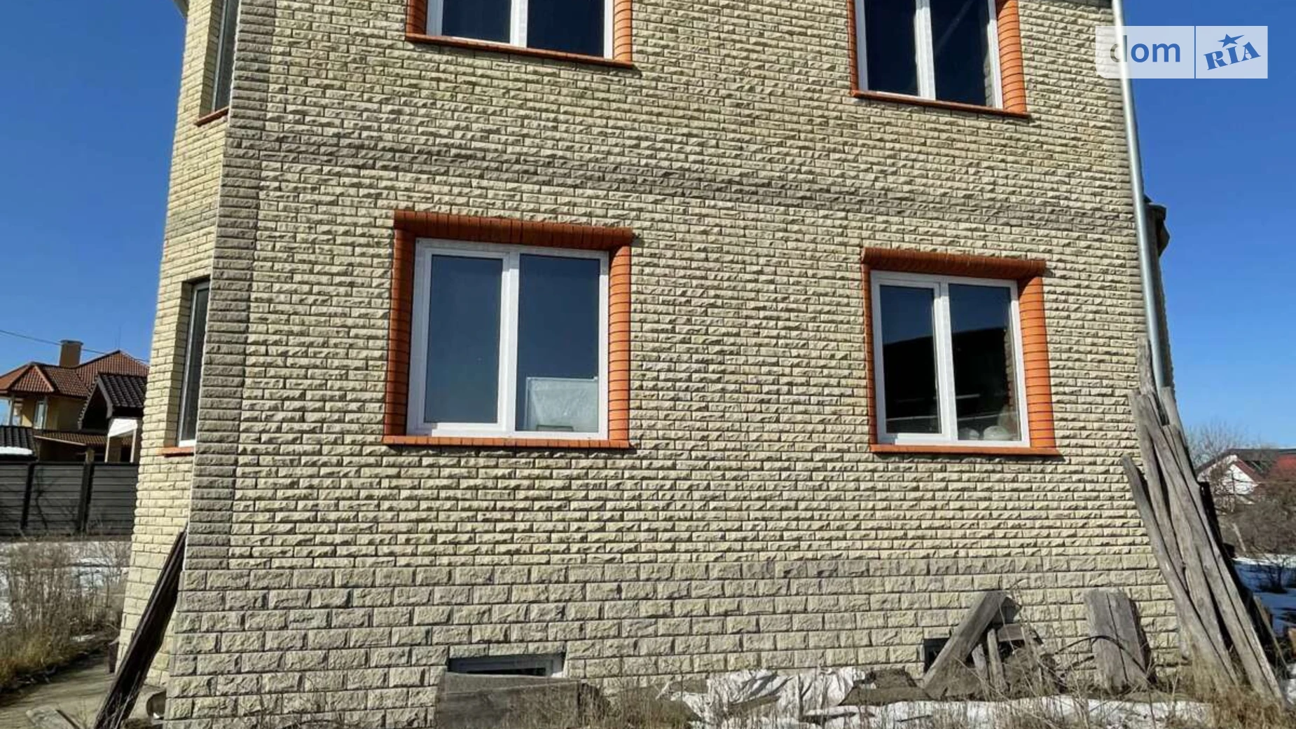 Продается дом на 2 этажа 205 кв. м с участком, цена: 125000 $ - фото 3