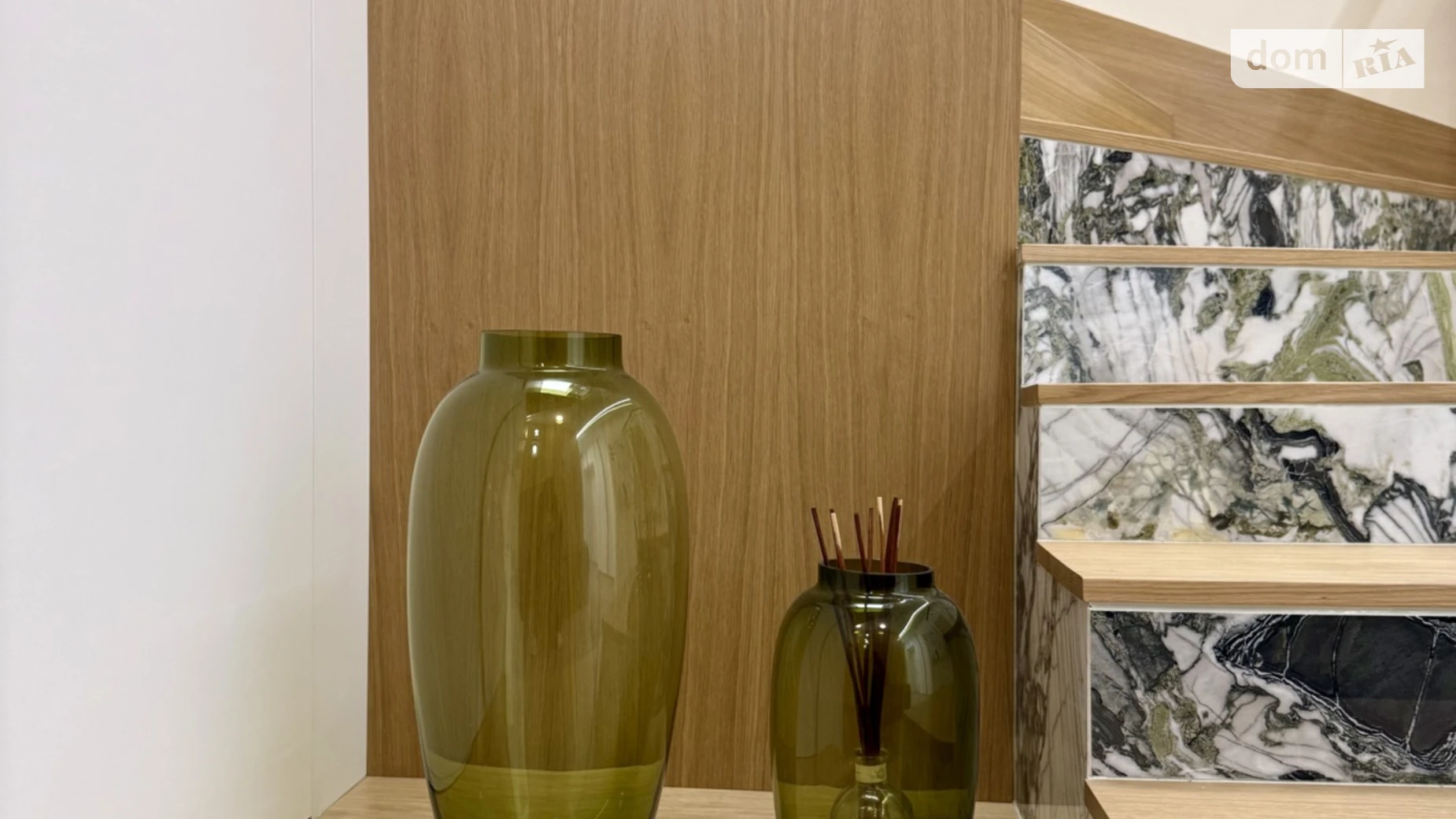 Продается 4-комнатная квартира 168 кв. м в Львове, ул. Карманского - фото 2