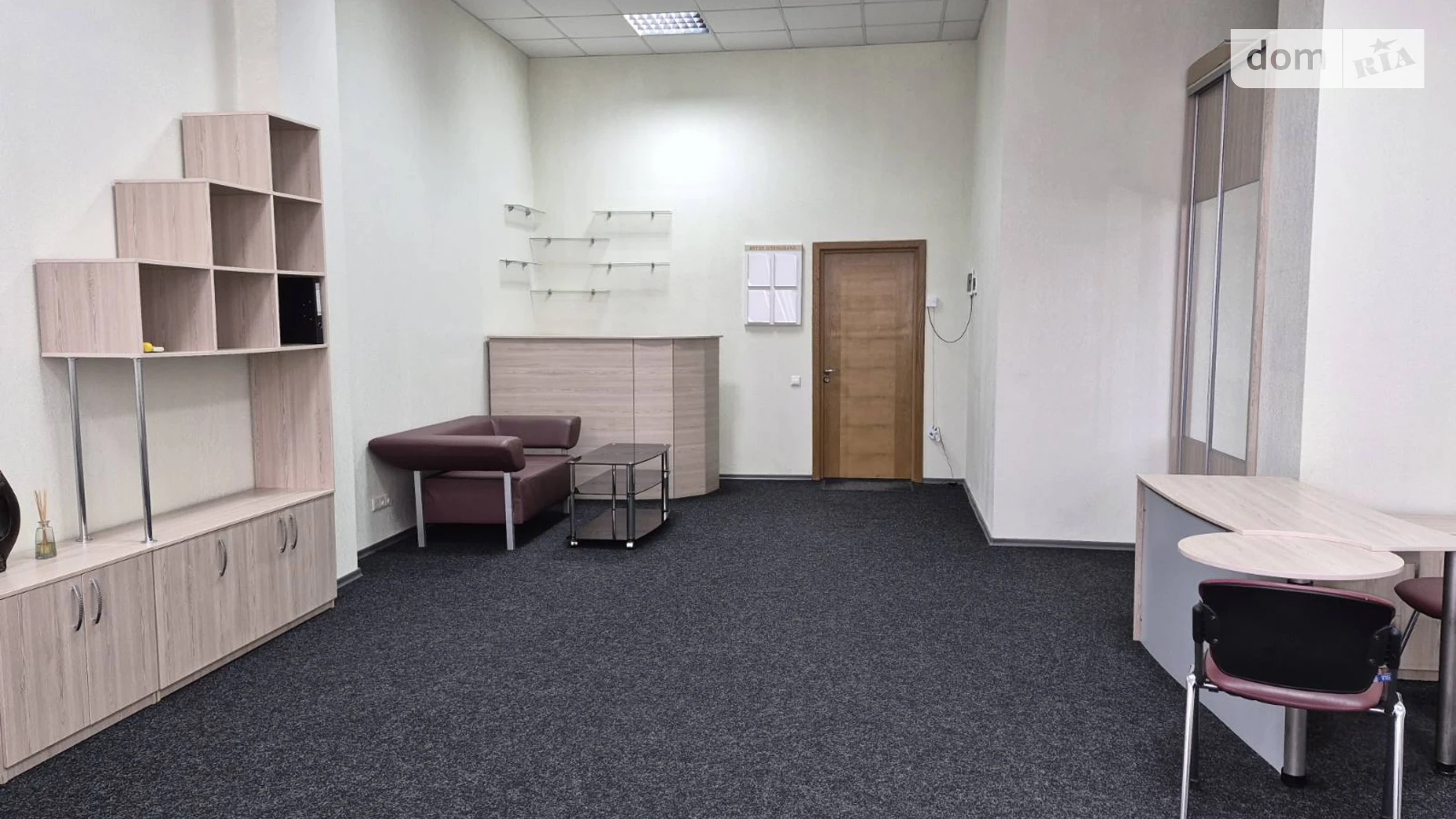 Сдается в аренду офис 54 кв. м в бизнес-центре, цена: 10000 грн - фото 4