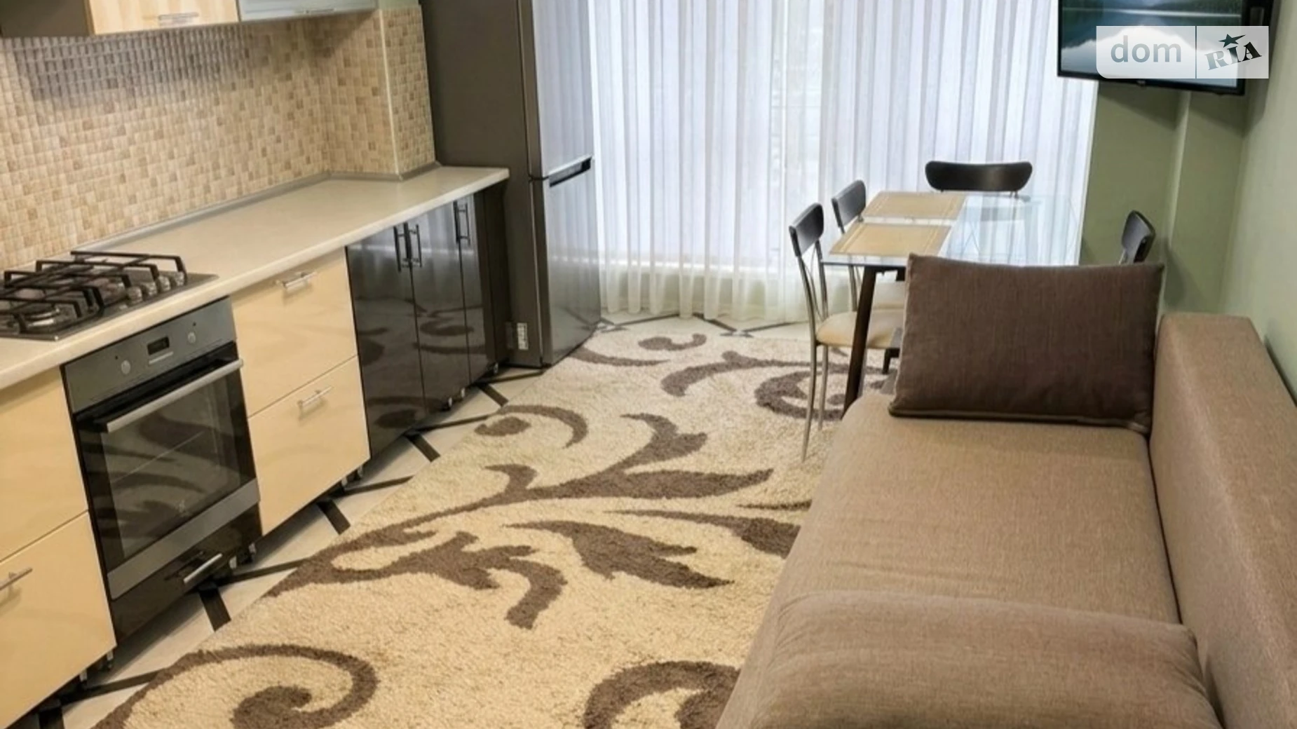 Сдается в аренду 1-комнатная квартира 45 кв. м в Черновцах, ул. Русская - фото 2