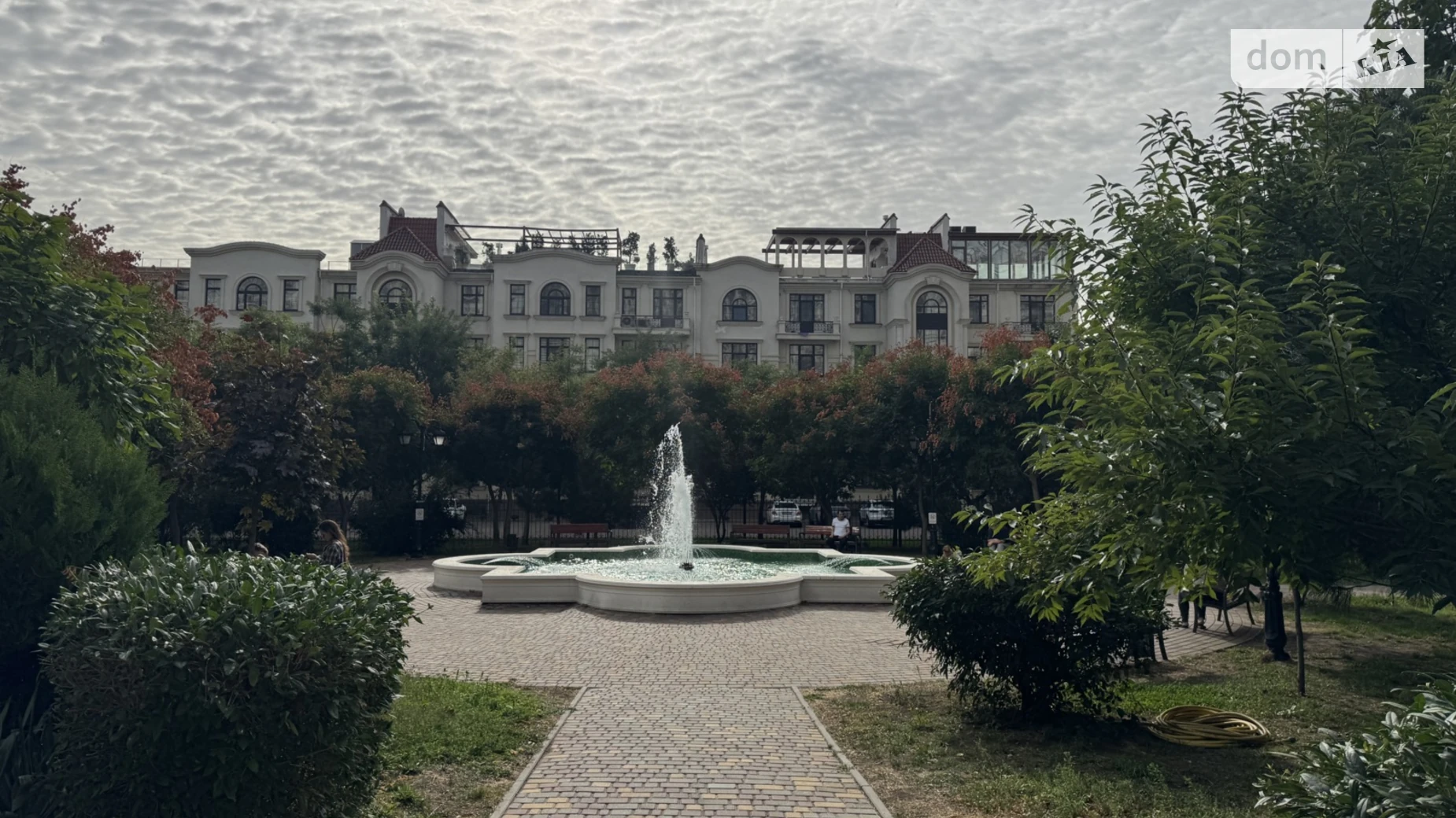 Продается 1-комнатная квартира 55 кв. м в Одессе, бул. Французский, 60Б - фото 2