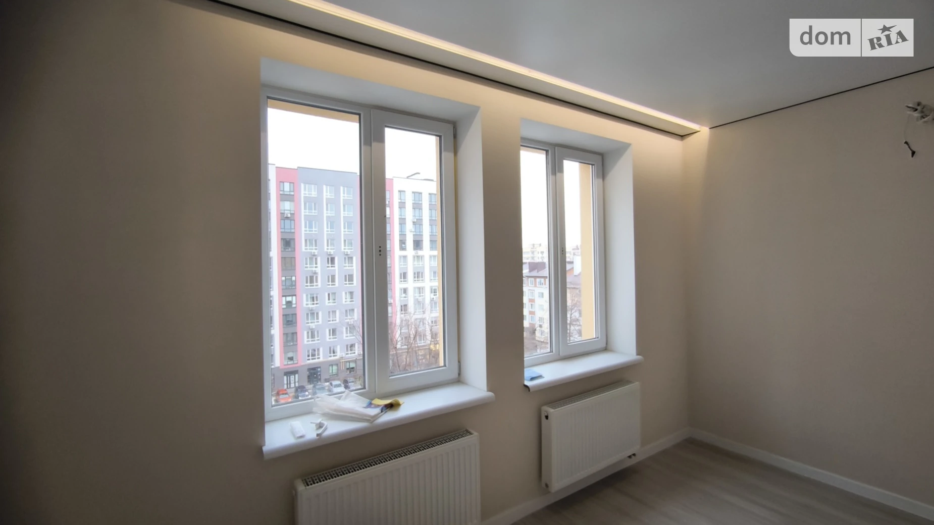 Продается 2-комнатная квартира 53.8 кв. м в Ирпене, ул. Николая Сингаевского(Ново-Оскольская), 10А - фото 3