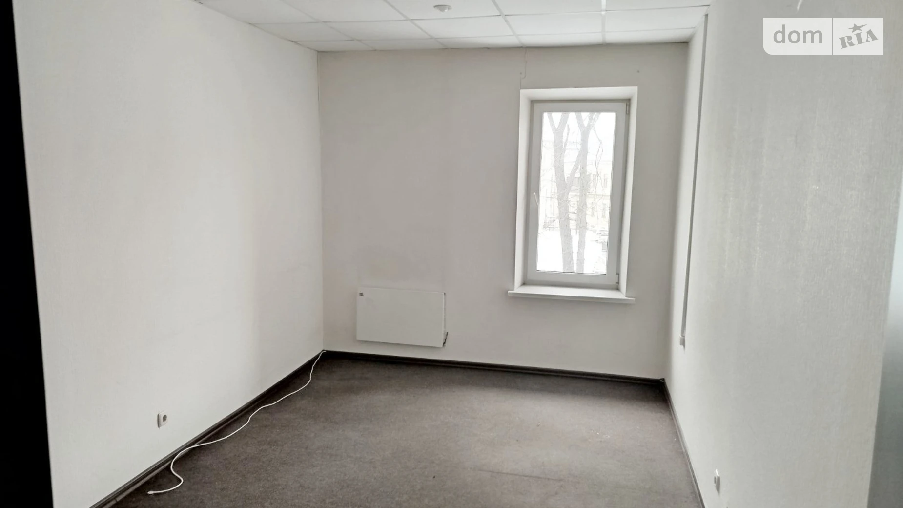 Сдается в аренду офис 18 кв. м в бизнес-центре, цена: 8140 грн - фото 2