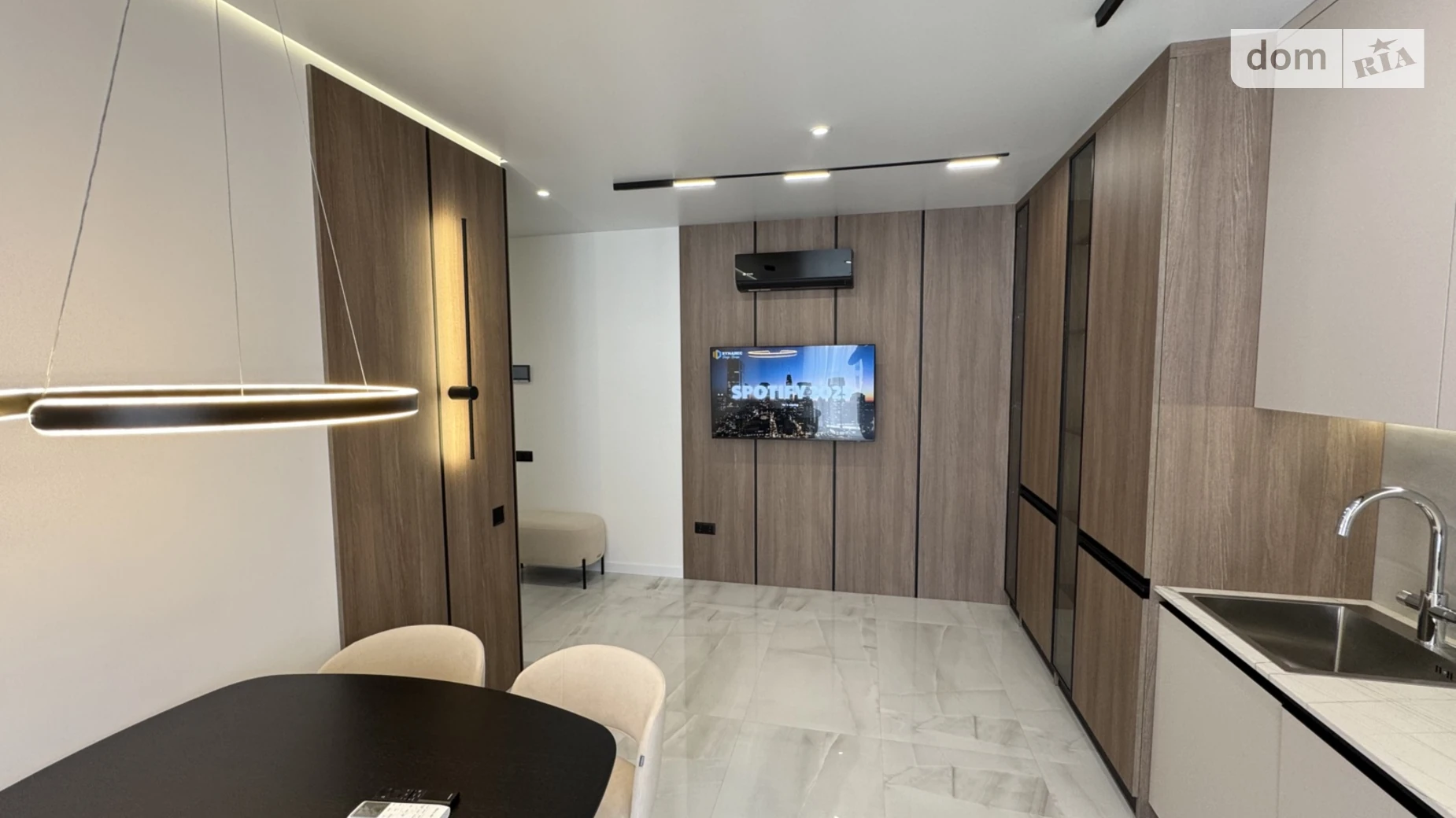 Продается 2-комнатная квартира 62 кв. м в Виннице, ул. Праведников мира(Максимовича), 21Г корпус 4 - фото 2