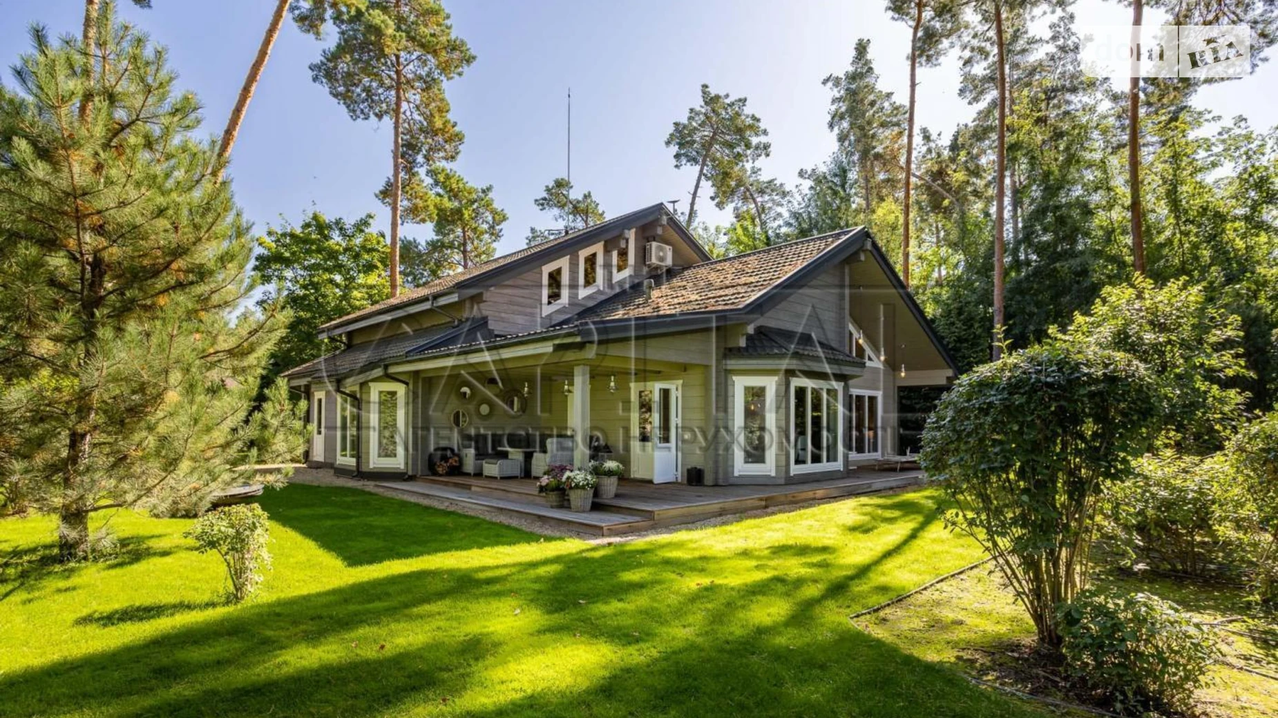 Продается дом на 2 этажа 269.7 кв. м с беседкой, цена: 900000 $ - фото 4