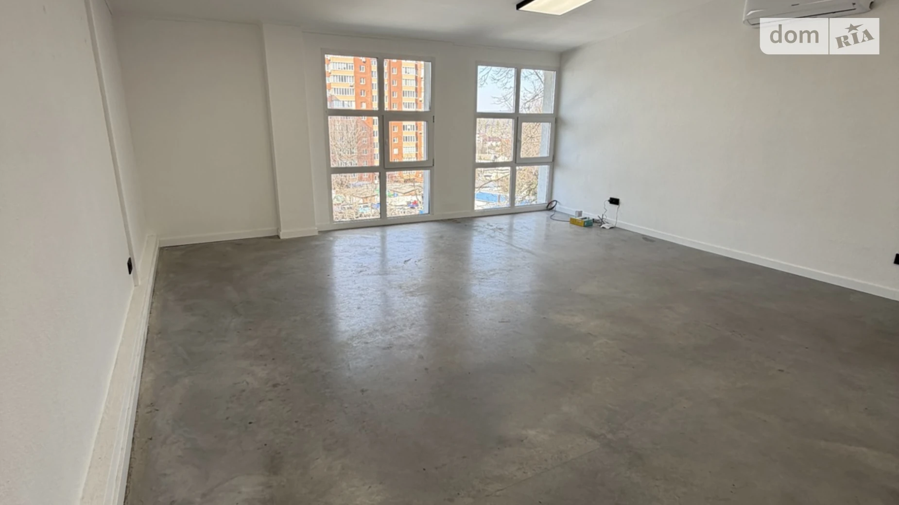 Сдается в аренду офис 36.5 кв. м в бизнес-центре, цена: 10950 грн - фото 5