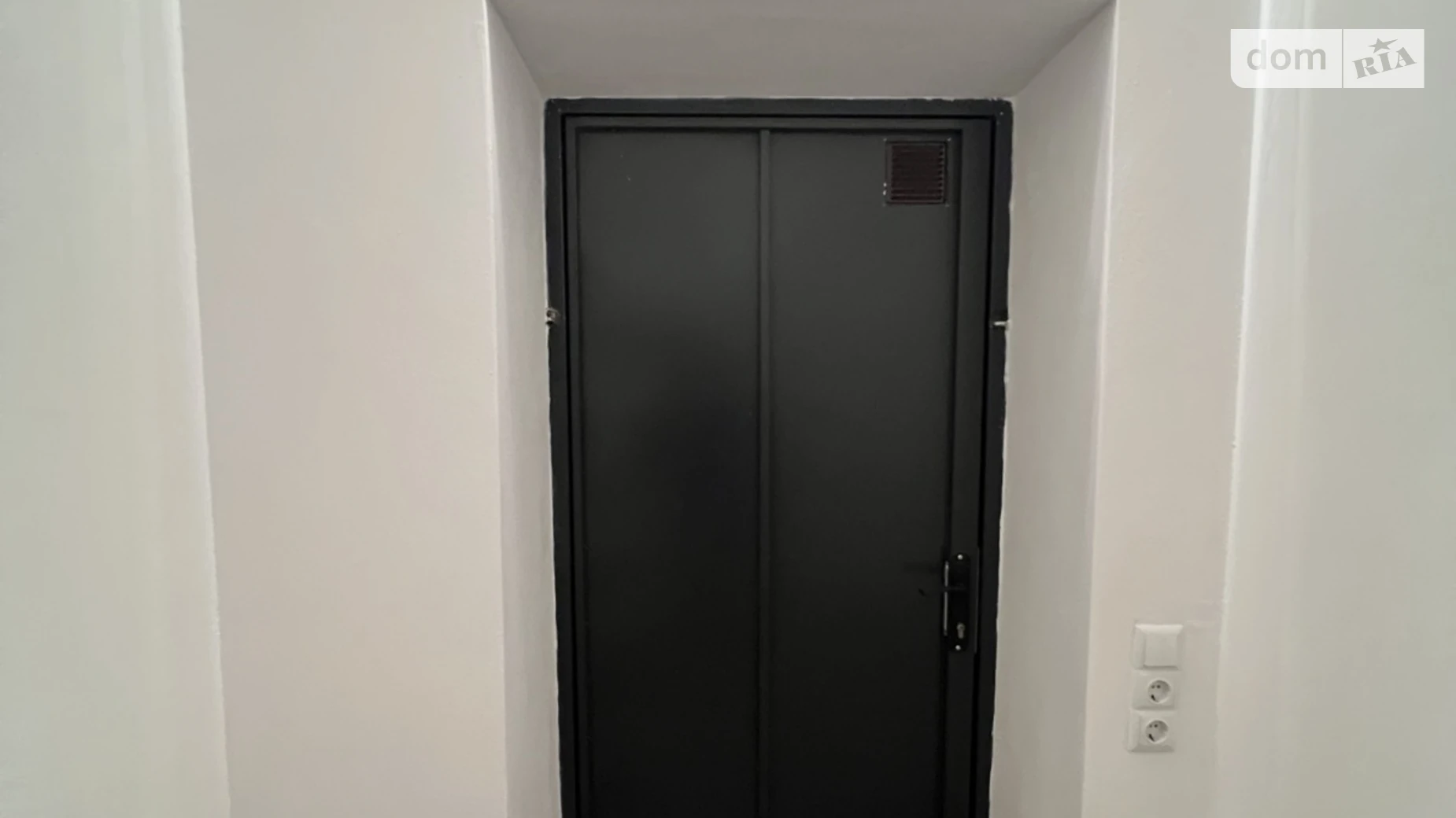 Сдается в аренду офис 3.2 кв. м в бизнес-центре, цена: 1000 грн - фото 2