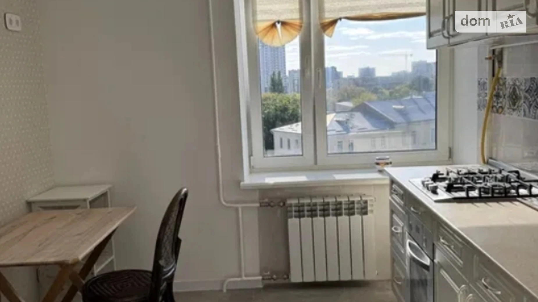 бул. Леси Украинки, 28А Саперное Поле Киев Печерская - фото 2