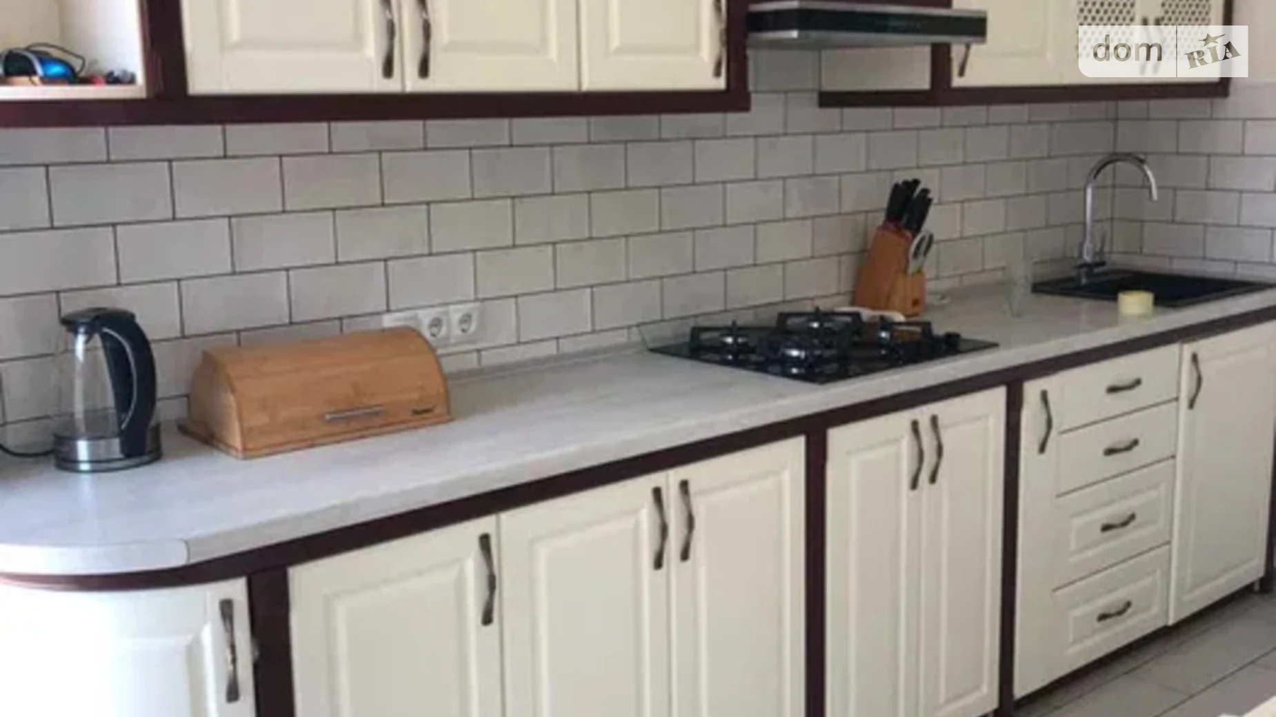 Продається 2-кімнатна квартира 67 кв. м у Ужгороді, вул. Університетська, 25 - фото 4