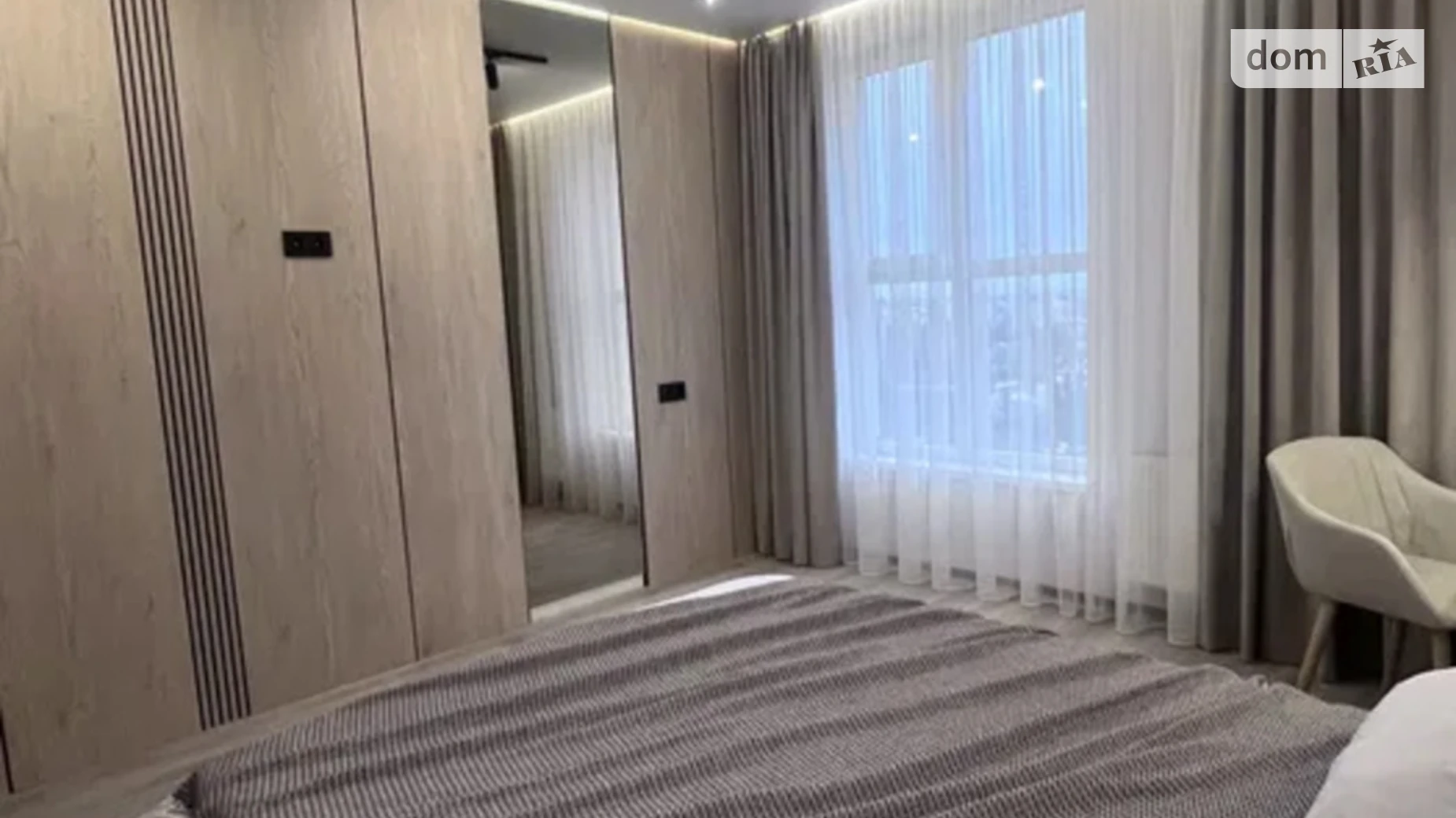 Продается 1-комнатная квартира 53.3 кв. м в Львове, ул. Стрыйская, 108 - фото 3