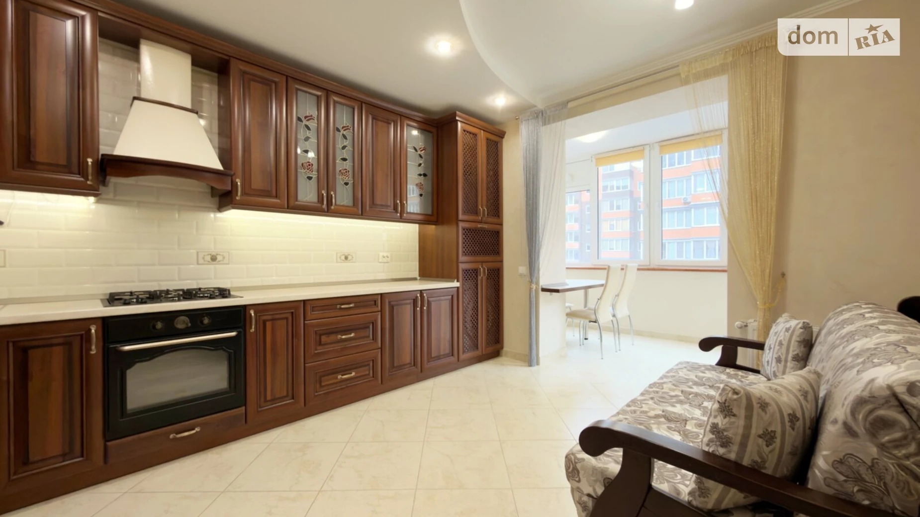 Сдается в аренду 2-комнатная квартира 77 кв. м в Львове, ул. Пулюя Ивана, 40 - фото 2