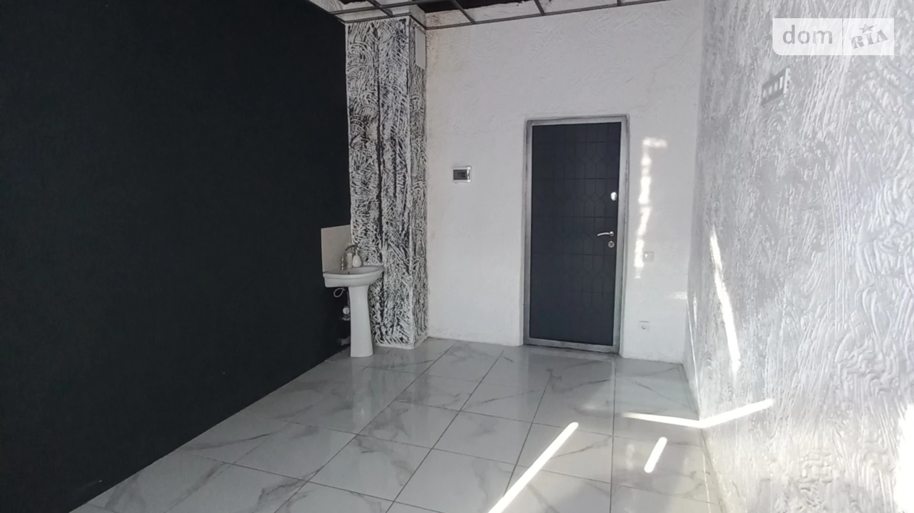 Сдается в аренду офис 15 кв. м в бизнес-центре, цена: 4500 грн - фото 3