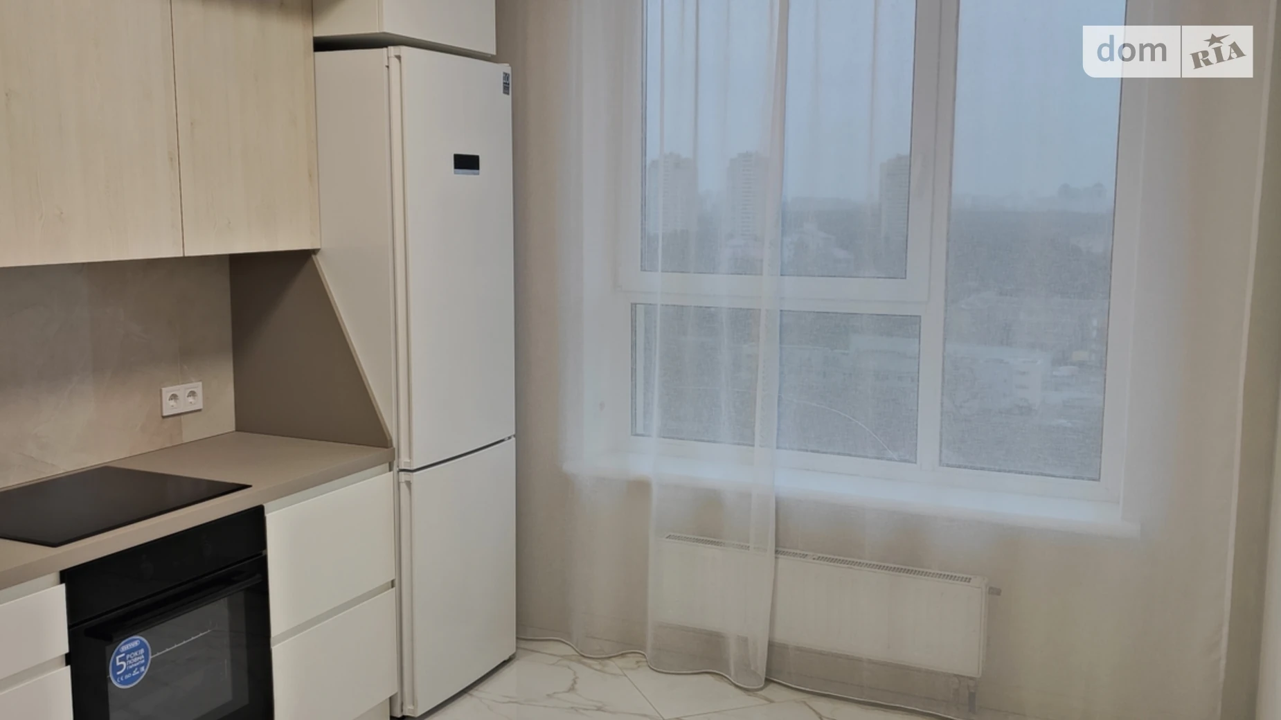 Сдается в аренду 2-комнатная квартира 64 кв. м в Киеве, ул. Василия Стуса, 7Б - фото 2