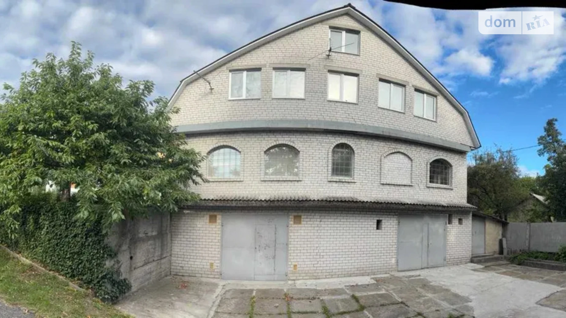 Продается дом на 3 этажа 500 кв. м с мансардой, цена: 900000 $ - фото 2