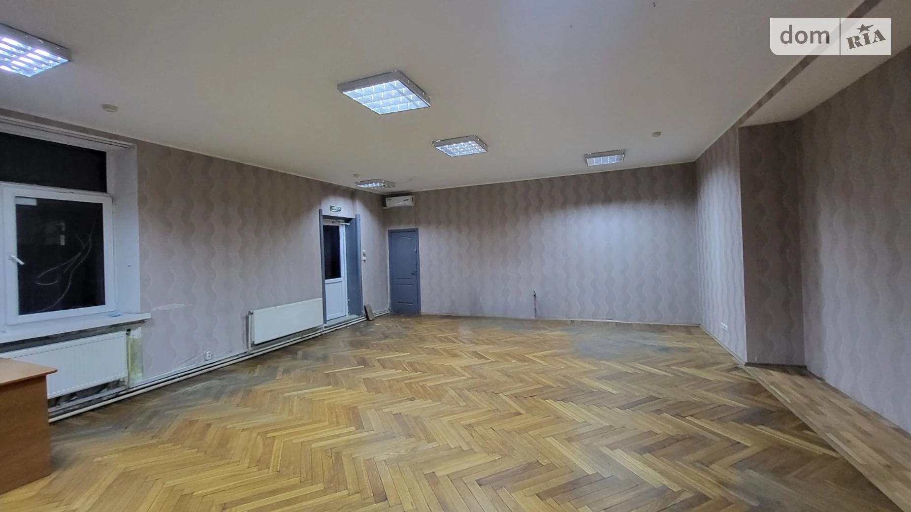 Сдается в аренду офис 56.8 кв. м в бизнес-центре, цена: 14768 грн - фото 4