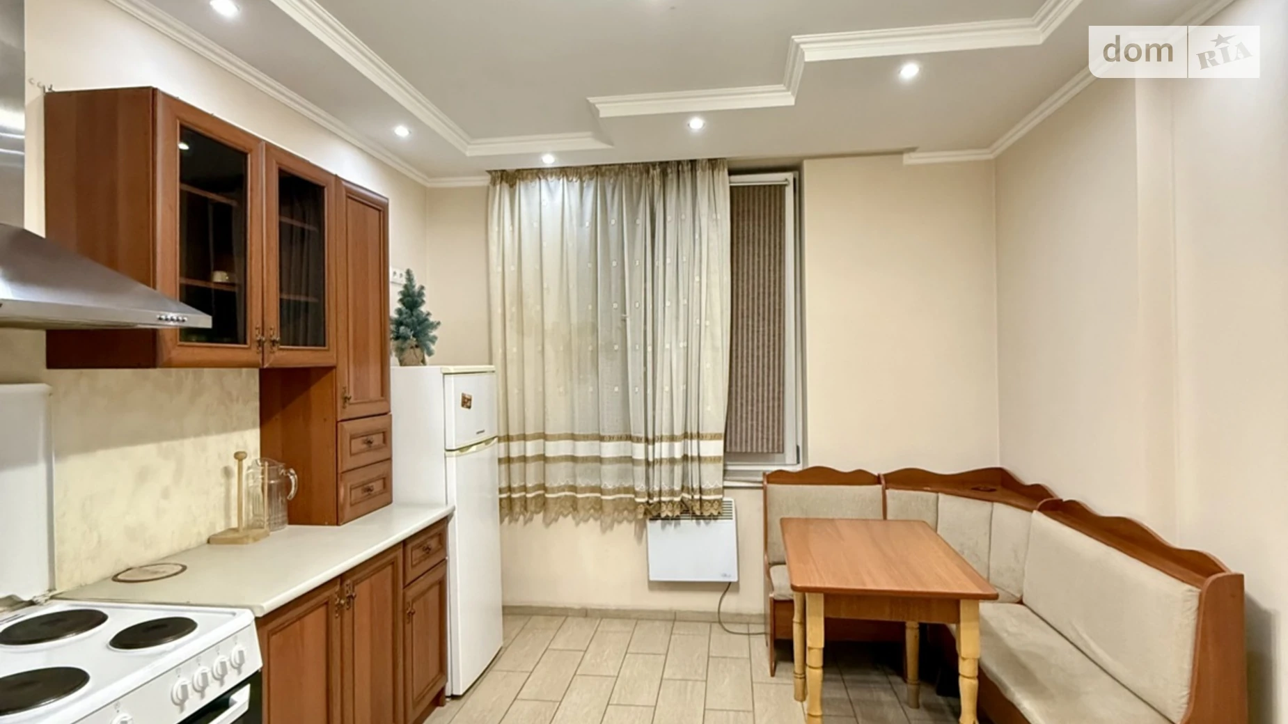 Сдается в аренду 2-комнатная квартира 68 кв. м в Черновцах, ул. Черноморская - фото 3