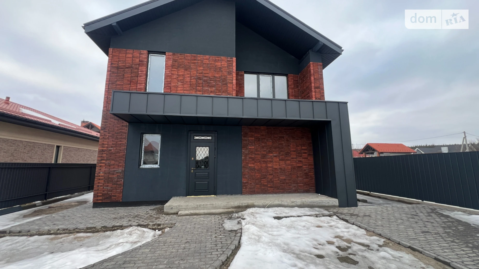 Продается дом на 2 этажа 190 кв. м с подвалом, цена: 158000 $ - фото 2